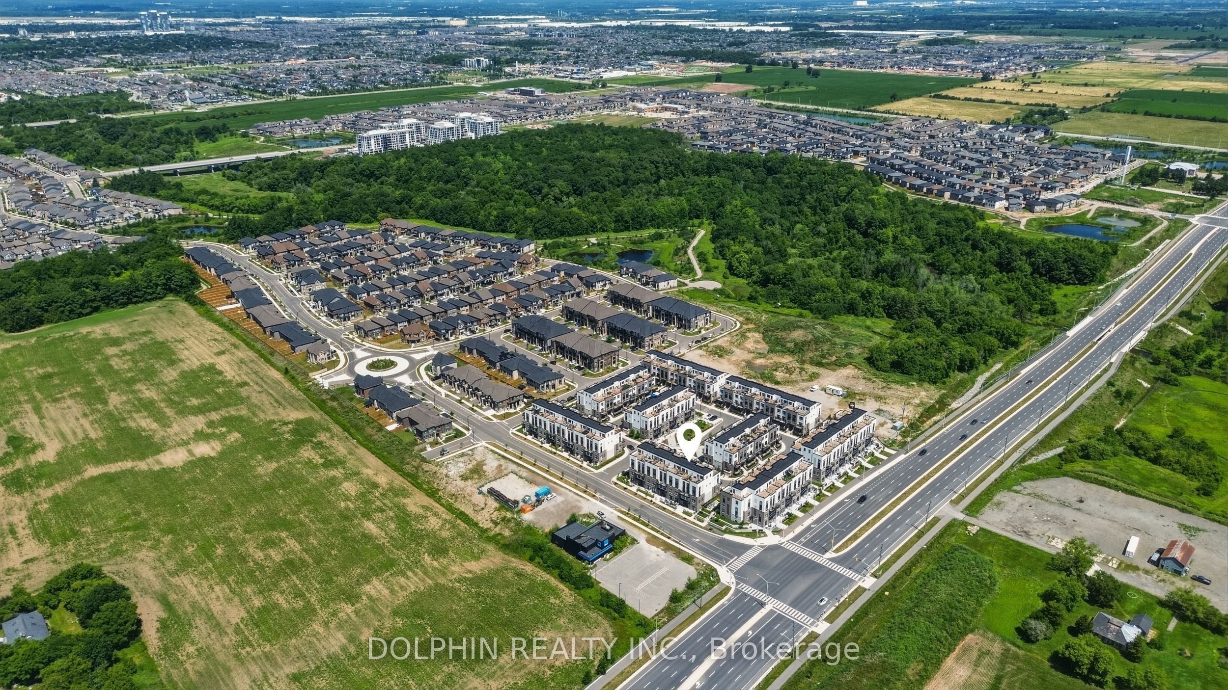 1589 Rose Way 106, Milton, ON L9E 1N4 photo 4