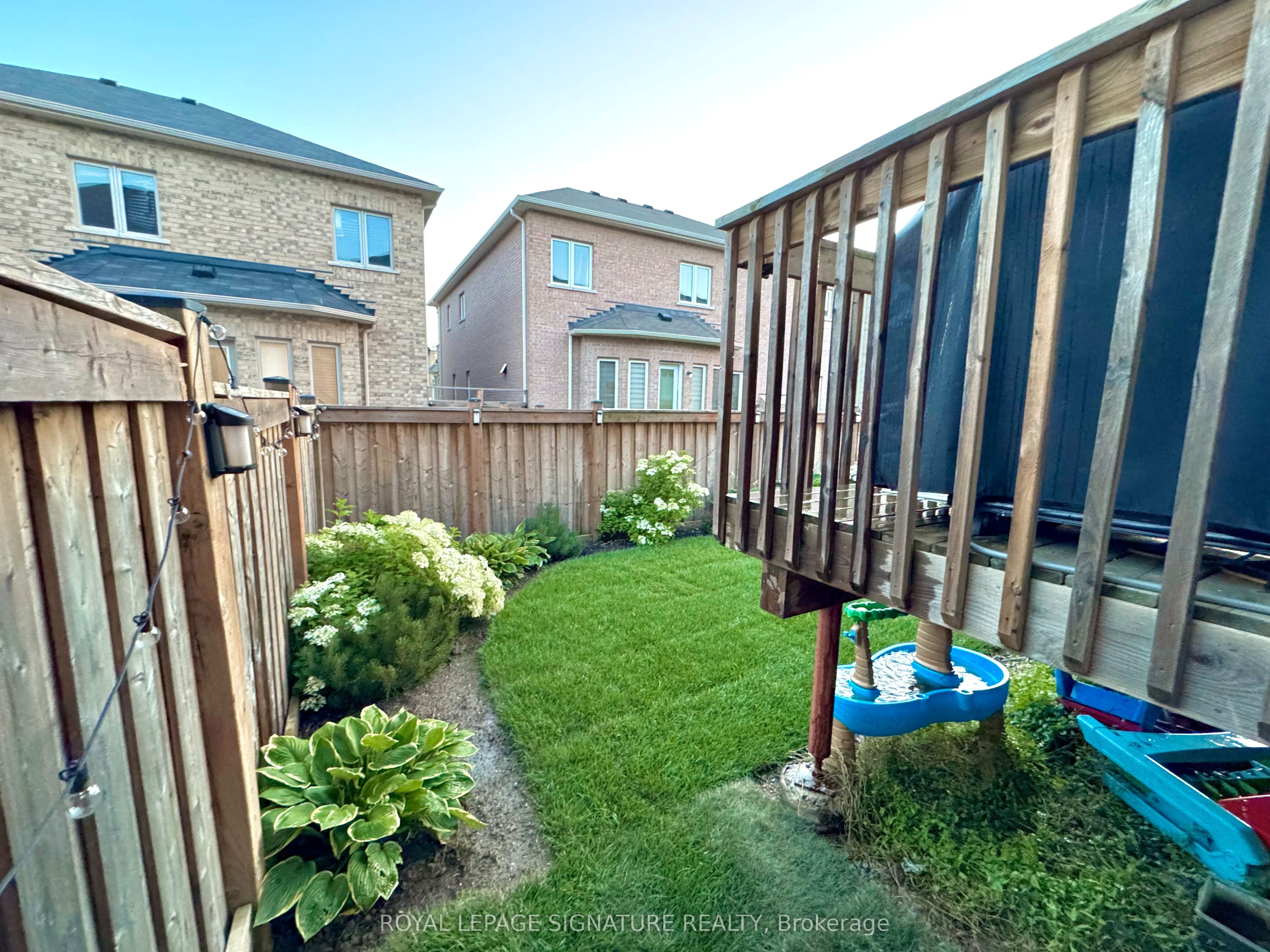 3184 Meadow Marsh Crescent, Oakville, ON L6H 0T2 photo 5