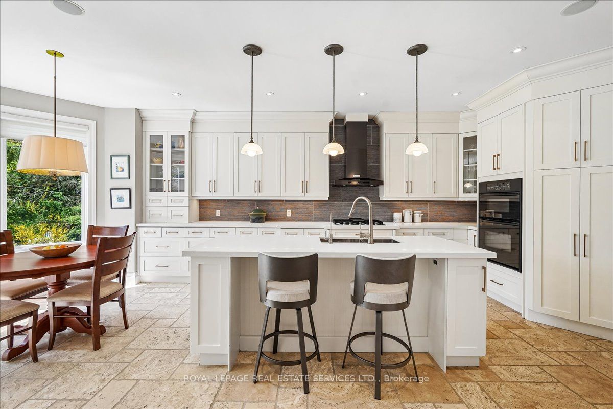 1726 The Pines N/A, Mississauga, ON L5J 4V5 photo 4