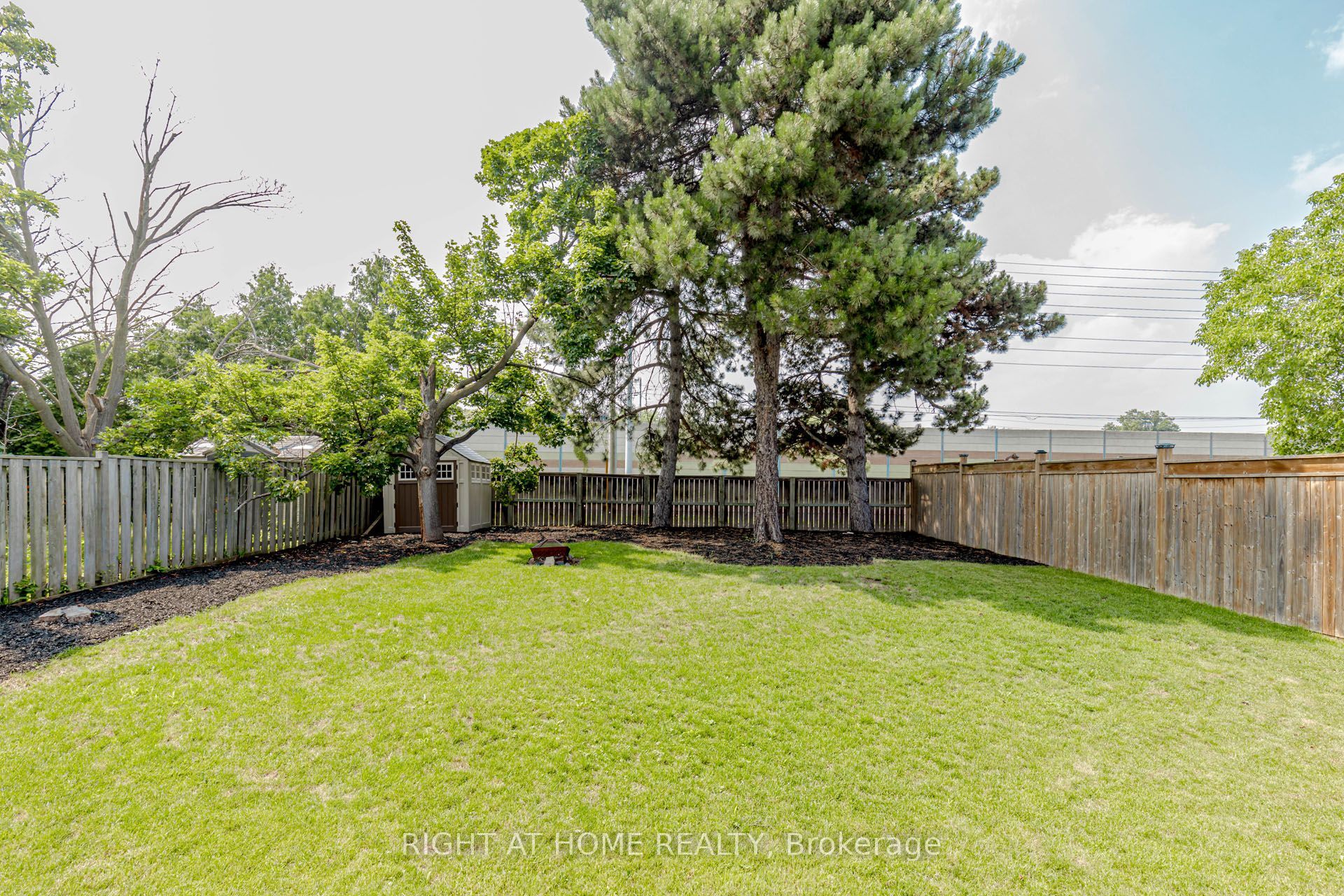 1073 Mesa Crescent, Mississauga, ON L5R 3E7 photo 5