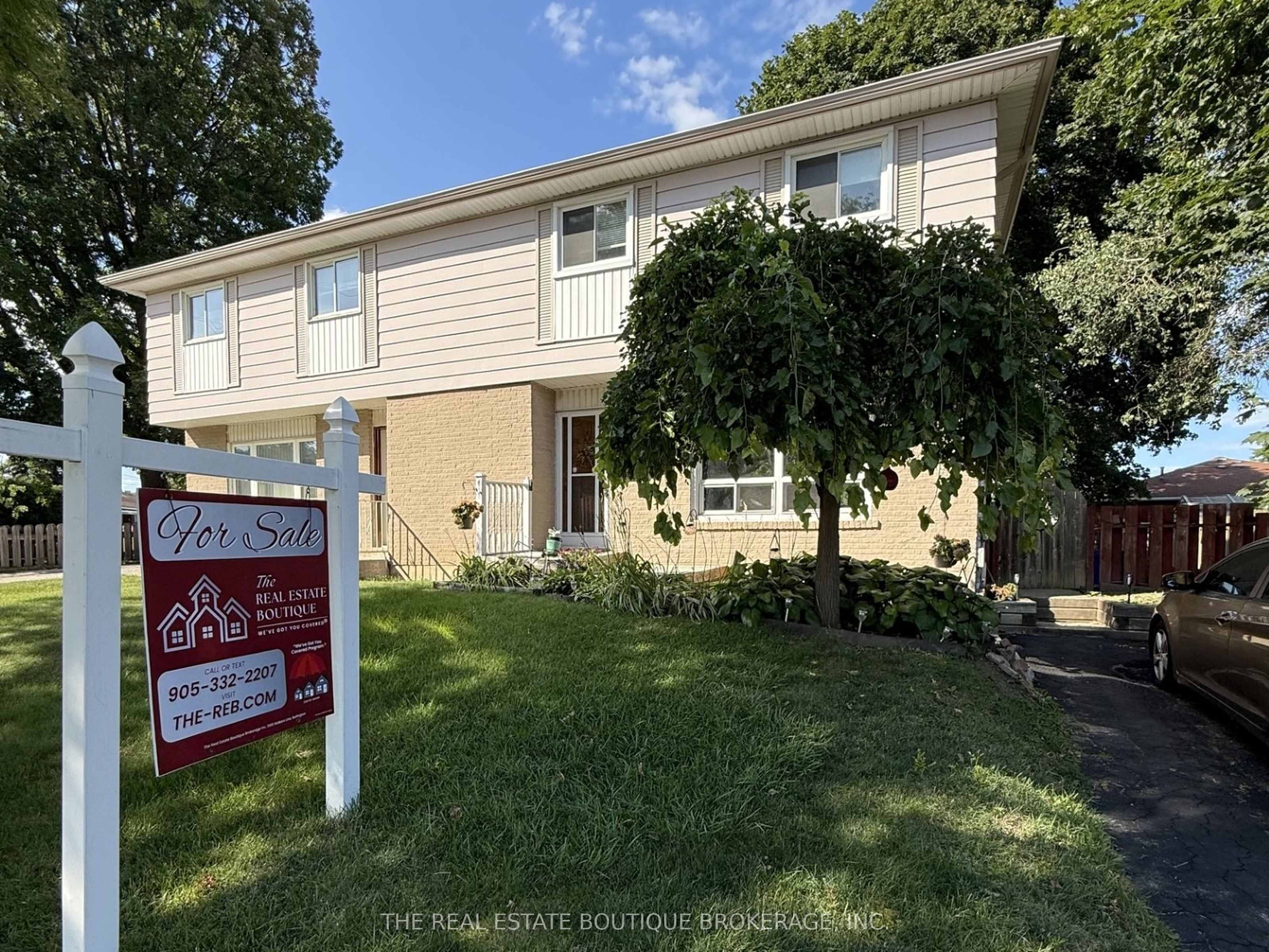 1345 Colonsay Drive, Burlington, ON L7P 2T6 photo 4