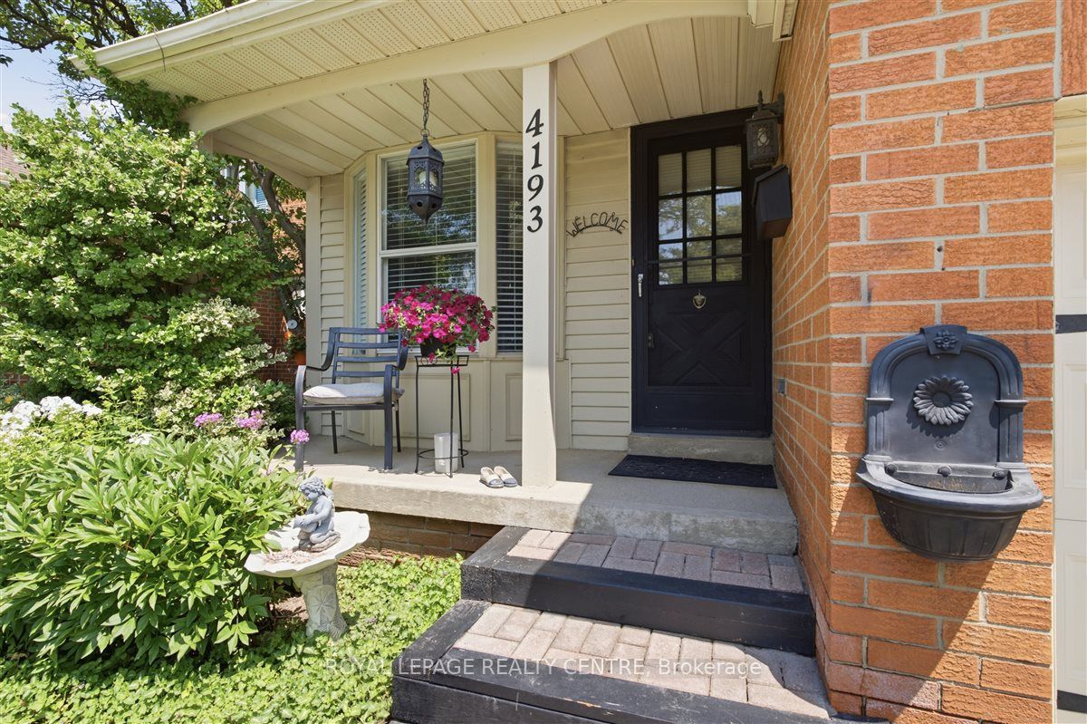 4193 Stonemason Crescent, Mississauga, ON L5L 2Z6 photo 3