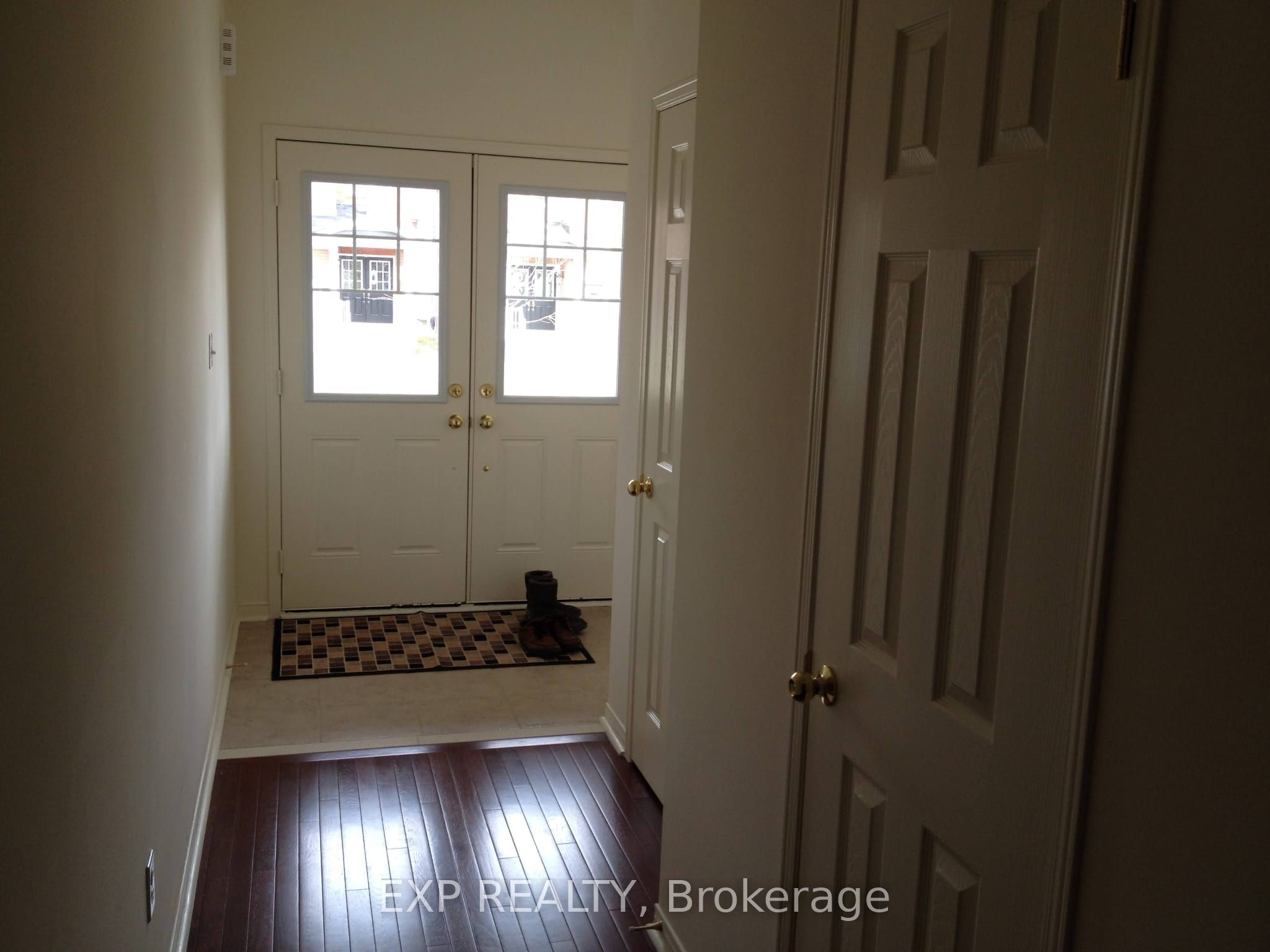 247 Checkerberry Crescent, Brampton, ON L6R 3P7 photo 3