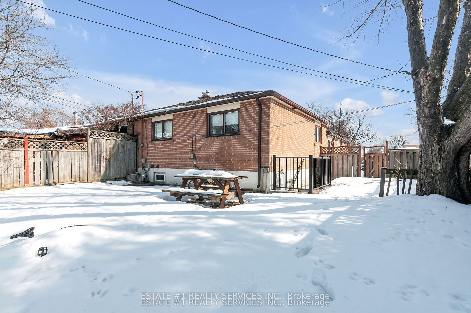 116 Addington Crescent, Brampton, ON L6T 2R5 photo 4