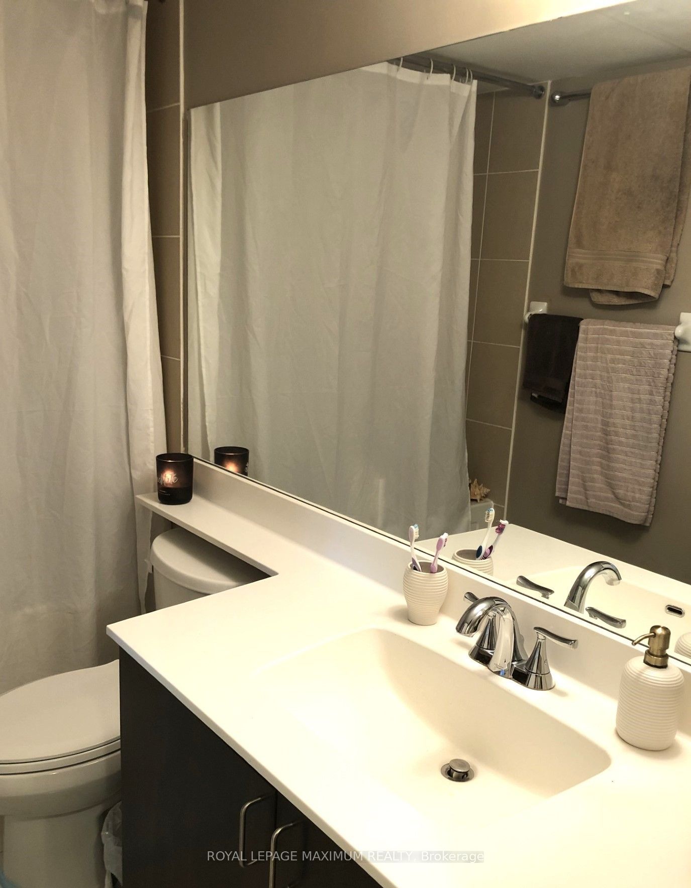 1070 Sheppard Avenue W 223, Toronto, ON M3J 0G8 photo 5