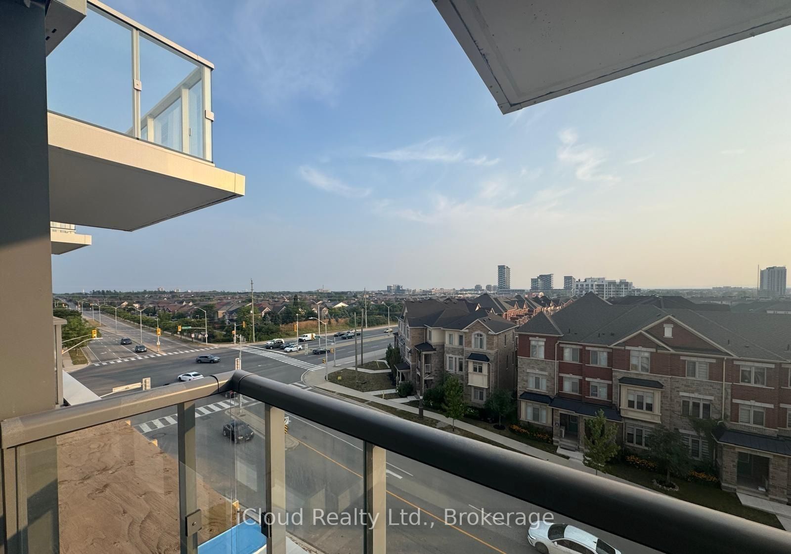 1005 Dundas Street E 632, Oakville, ON L6H 8C7 photo 4