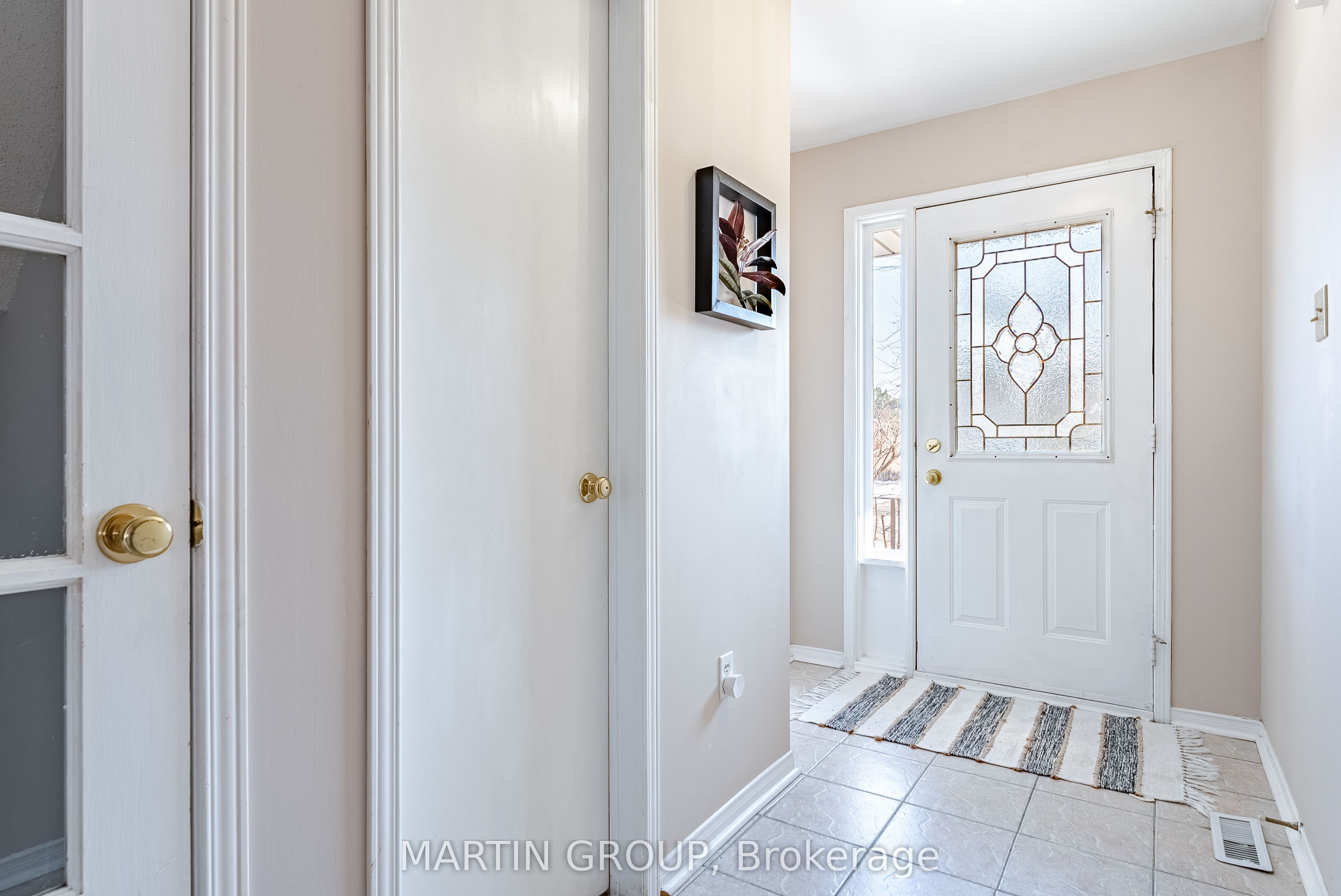 413 Levanna Lane, Oakville, ON L6H 6B8 photo 3