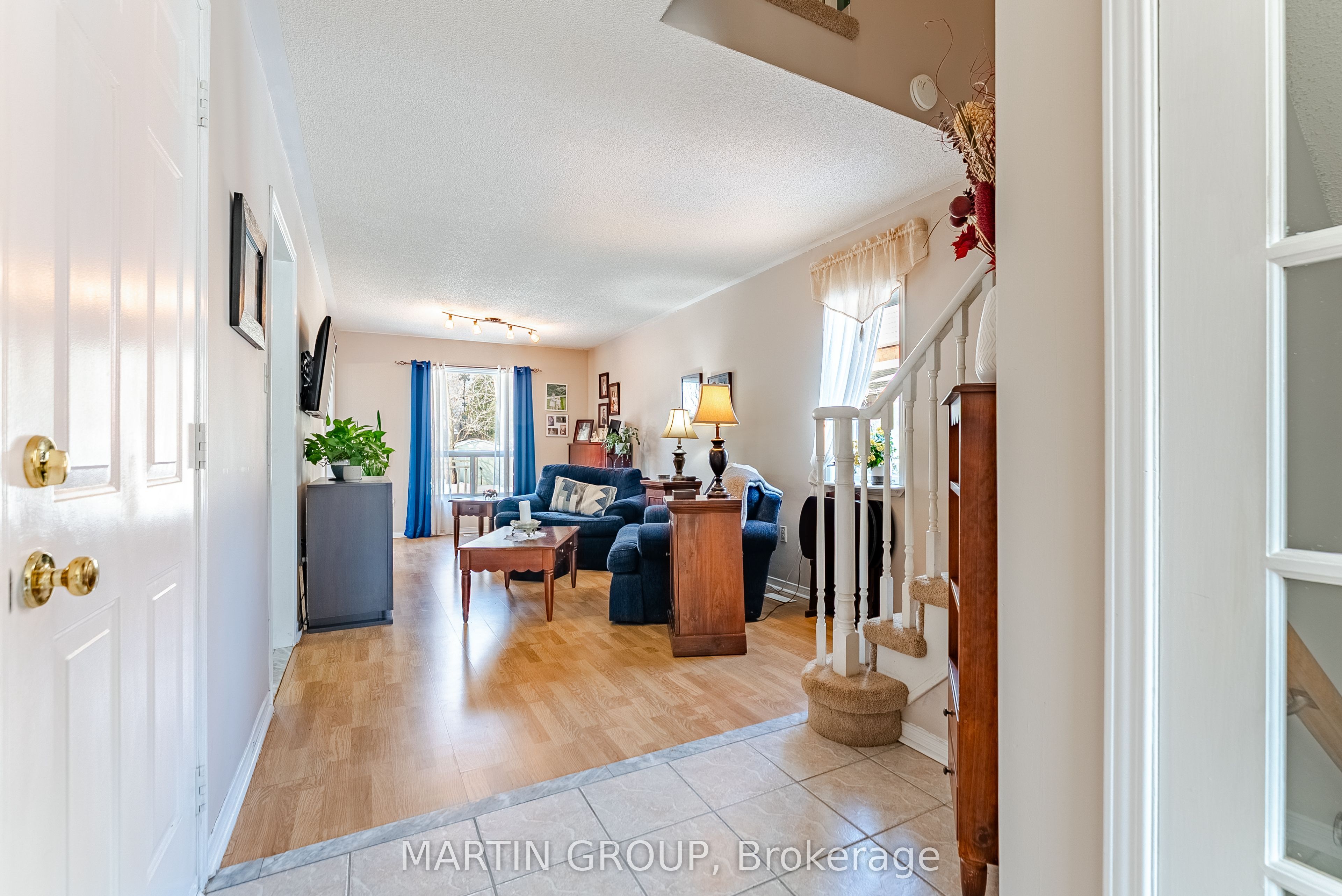 413 Levanna Lane, Oakville, ON L6H 6B8 photo 4