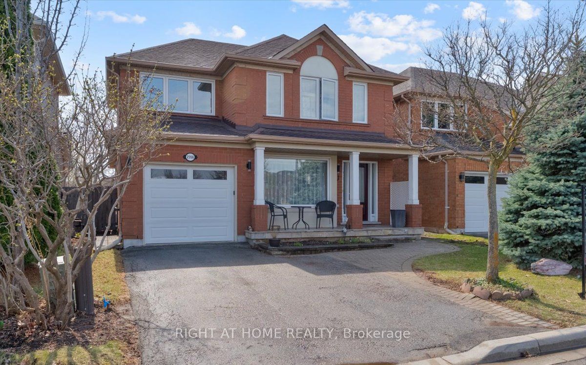 2356 Proudfoot Trail, Oakville, ON L6M 3Y2