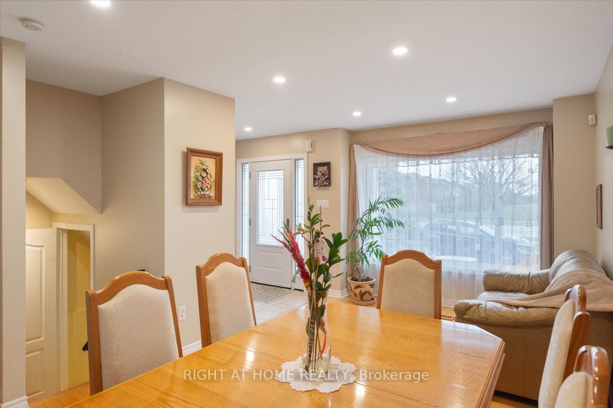2356 Proudfoot Trail, Oakville, ON L6M 3Y2 photo 5