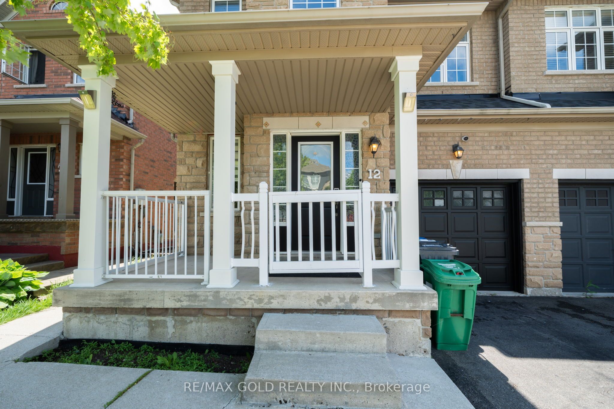 12 Pefferlaw Drive, Brampton, ON L6Y 0K2 photo 5
