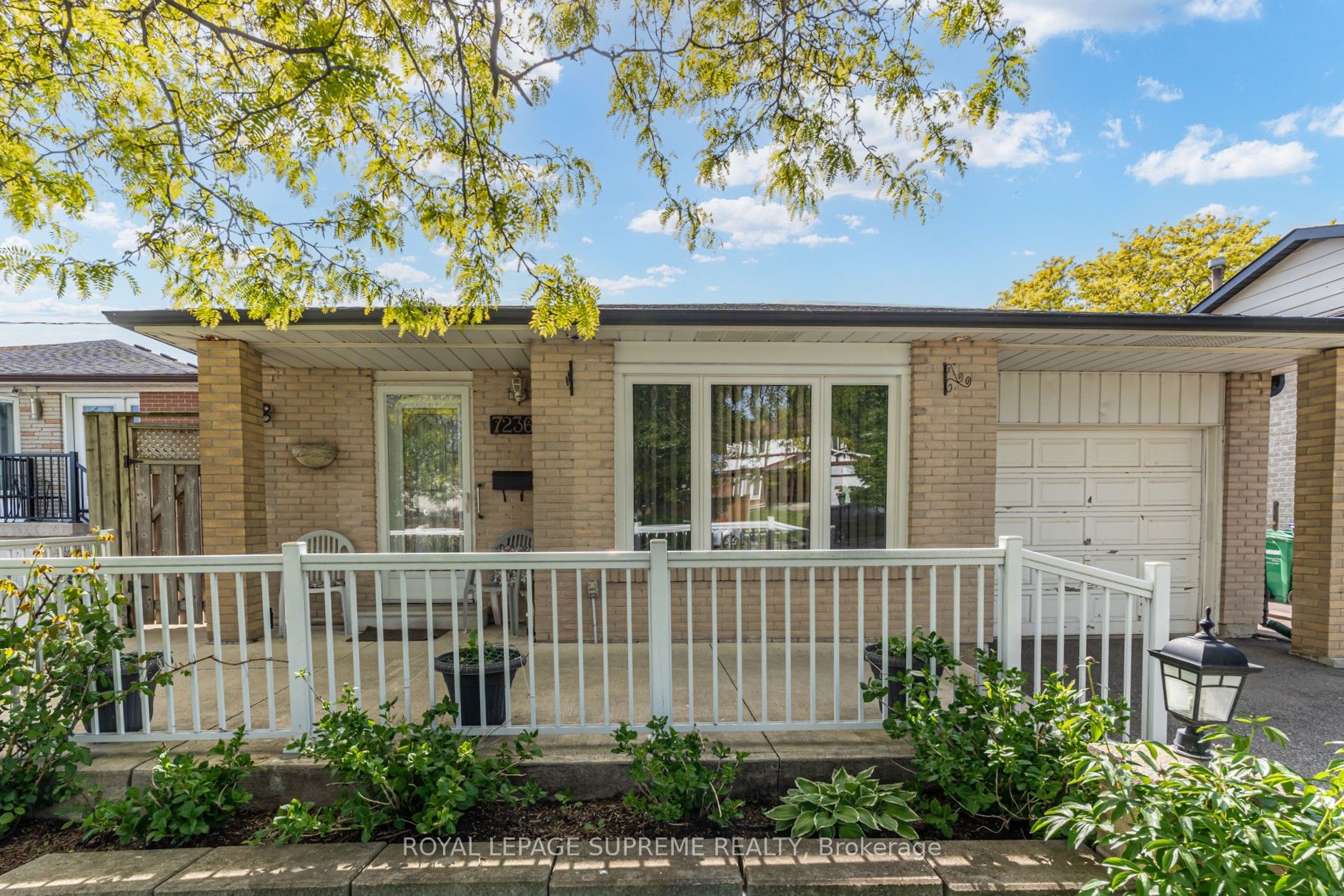7236 Meyer Drive, Mississauga, ON L4T 3A9 photo 3