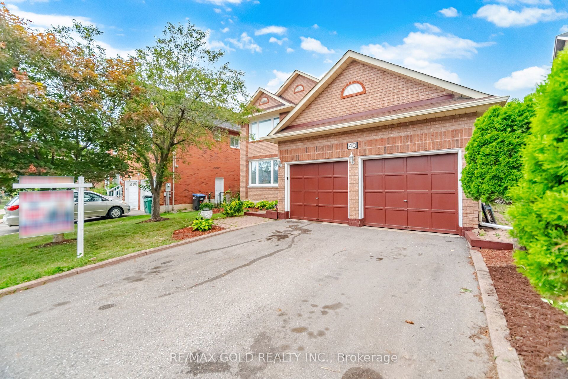 40 Kenpark Avenue, Brampton, ON L6Z 3R5 photo 2