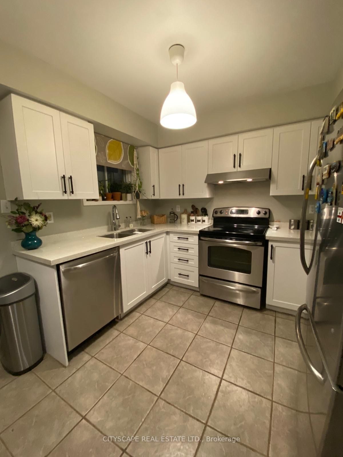 1050 Bristol Road W 40, Mississauga, ON L5V 2E8 photo 5