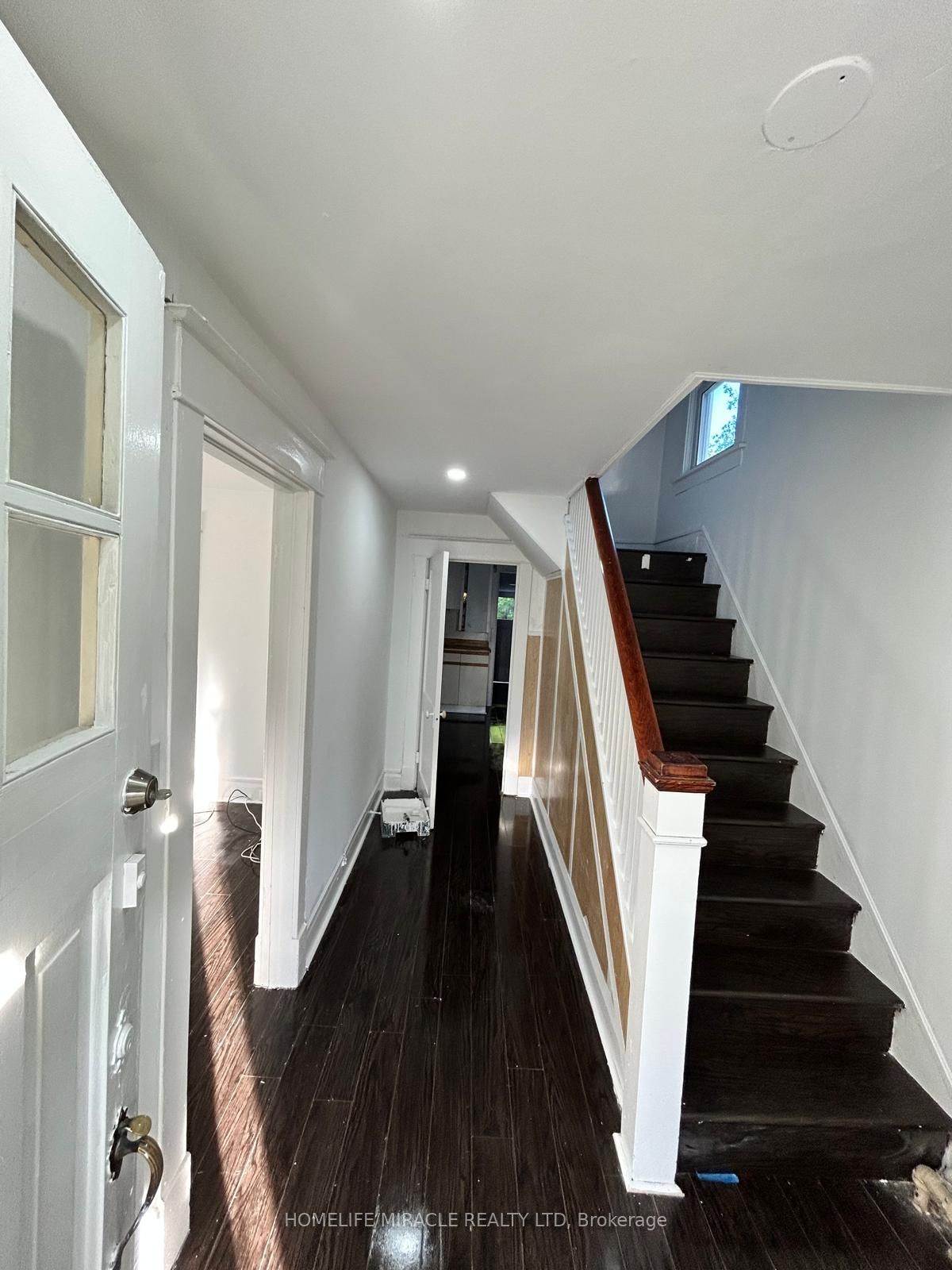 37 Clarence Street, Brampton, ON L6W 1S2 photo 3