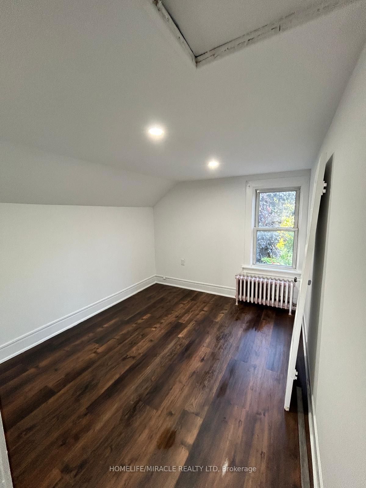 37 Clarence Street, Brampton, ON L6W 1S2 photo 5