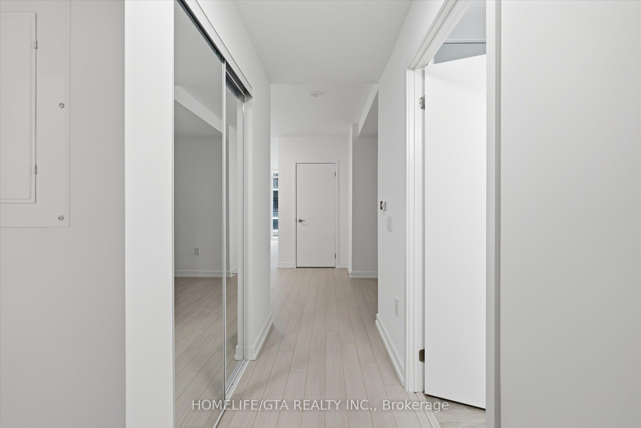4010 Eglinton Avenue W 901, Toronto, ON M9P 0G5 photo 4