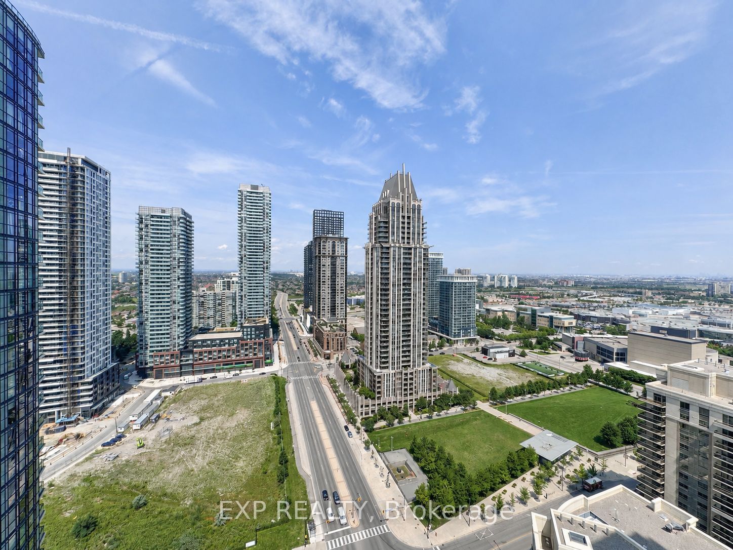4070 Confederation Parkway 2709, Mississauga, ON L5B 0E9