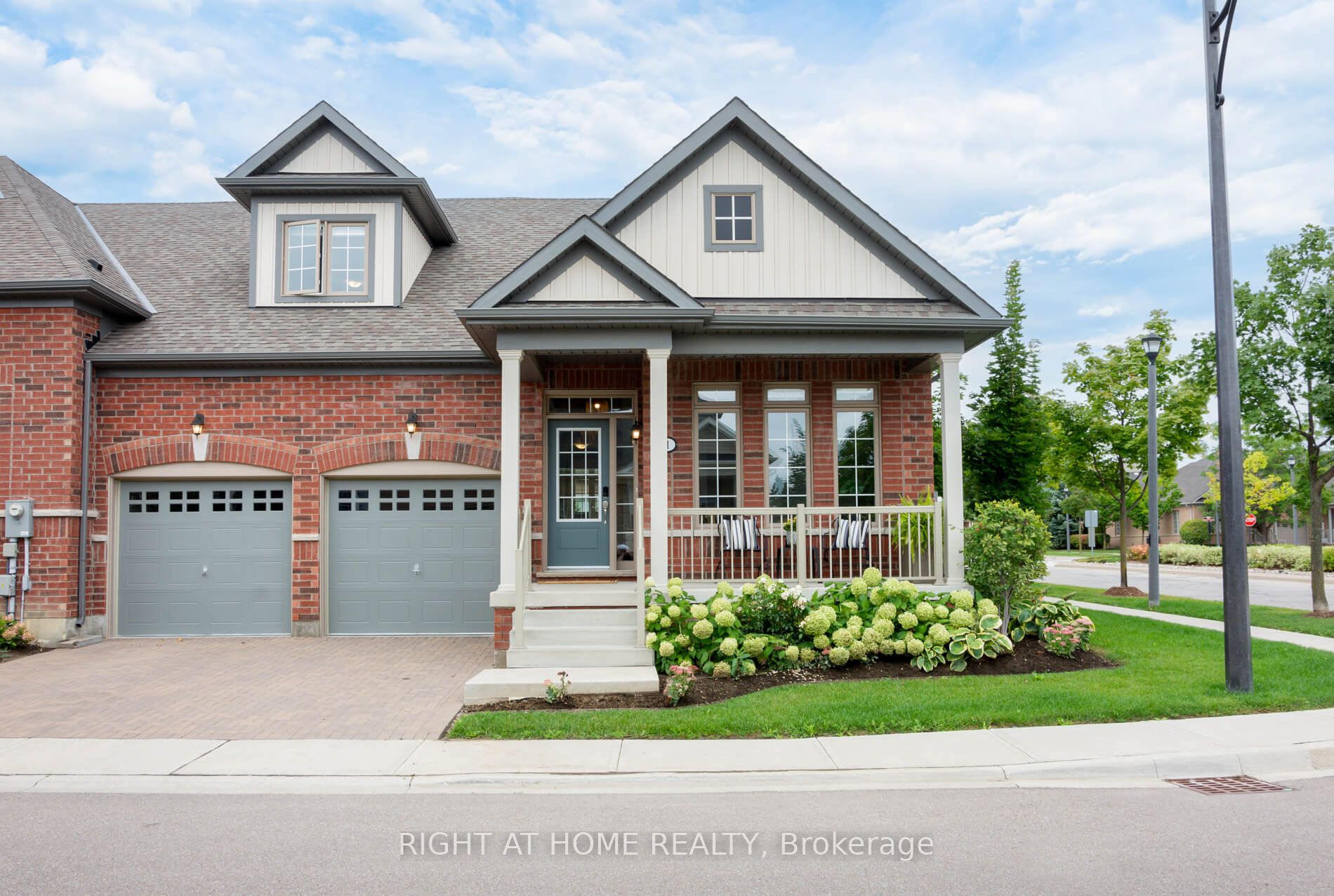 9 Tea Rose Drive, Brampton, ON L6R 4B6