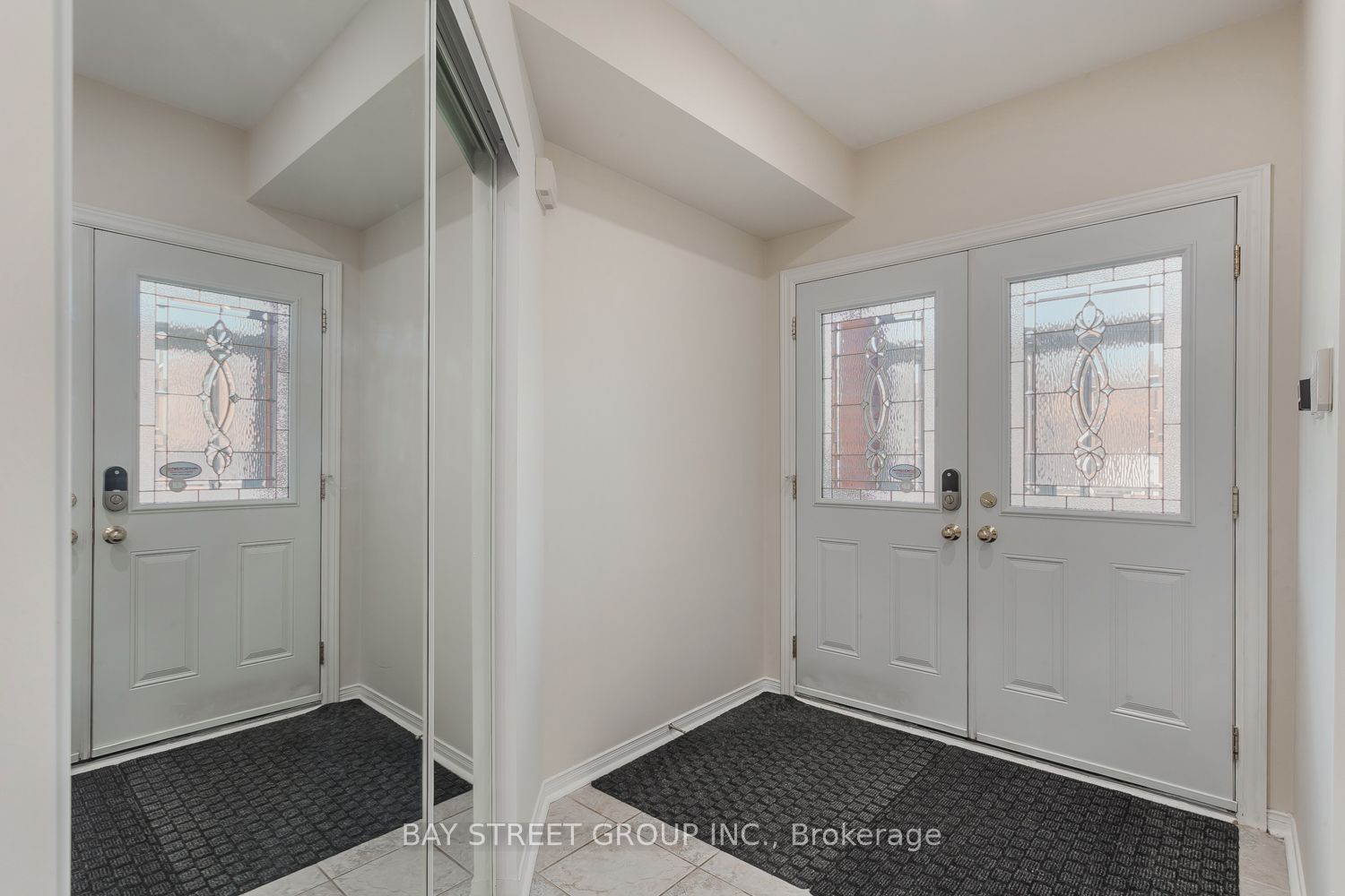 4882 Rosebush Road, Mississauga, ON L5M 5M9 photo 3