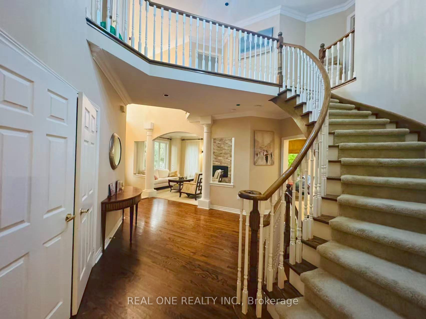 2361 Silverwood Drive, Mississauga, ON L5M 5B4 photo 4
