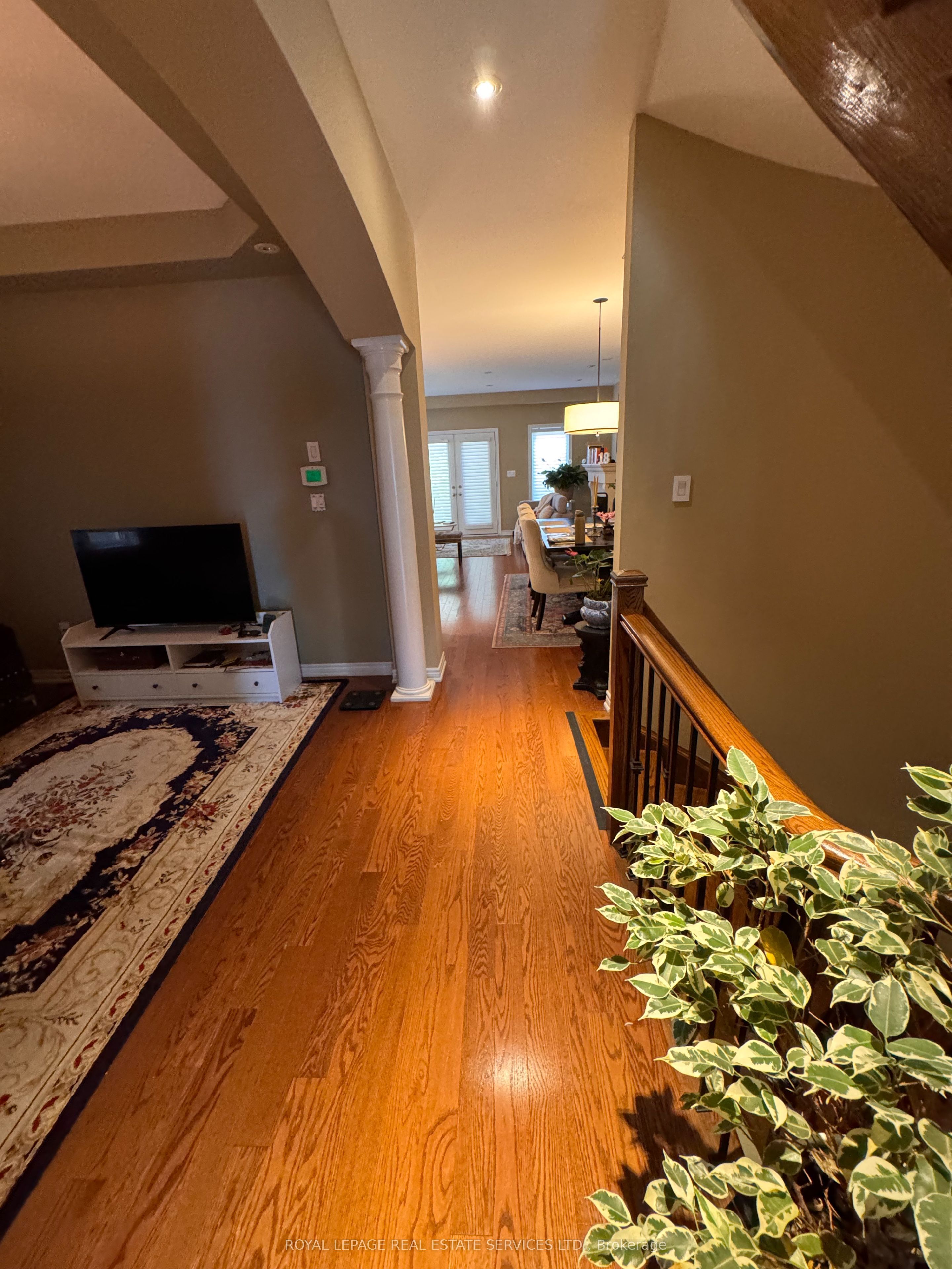 2307 Wuthering Heights Way, Oakville, ON L6M 0E7 photo 5