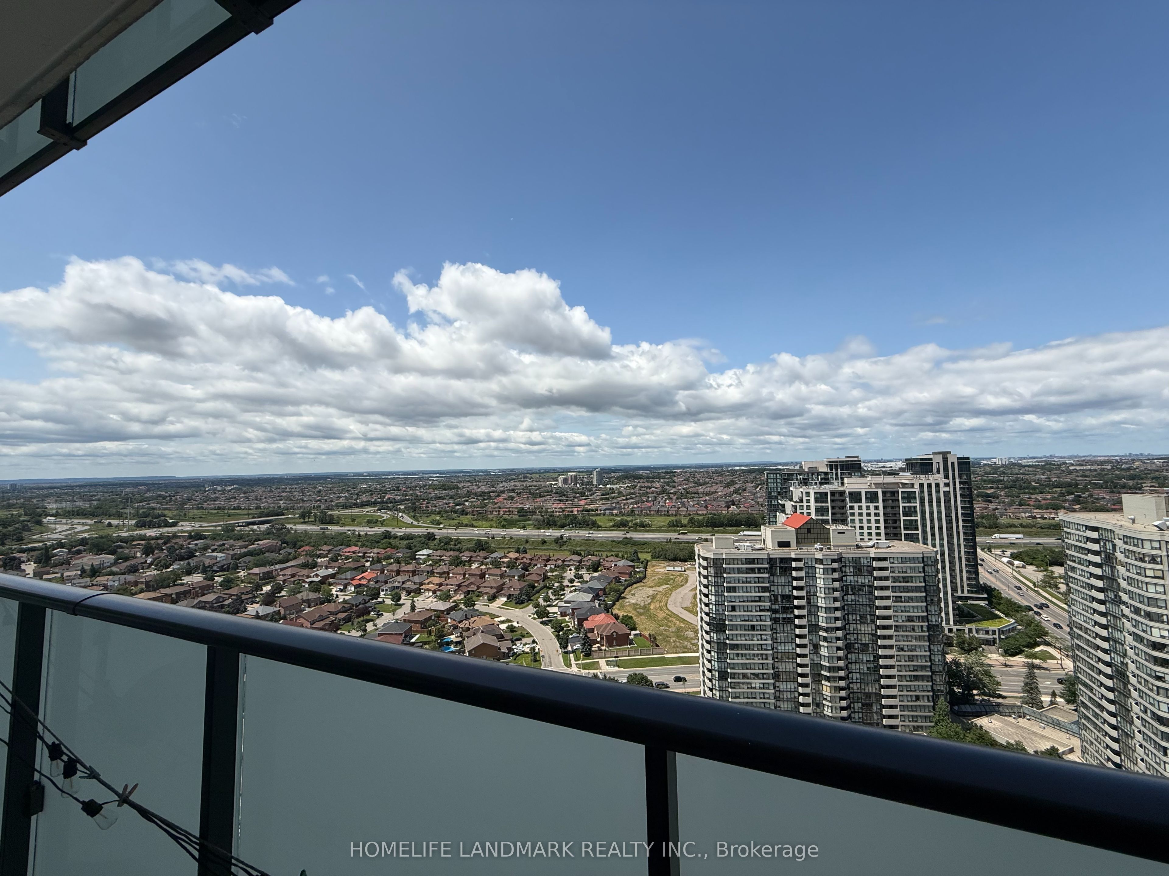 4130 Parkside Village Drive 2402, Mississauga, ON L5B 3M8