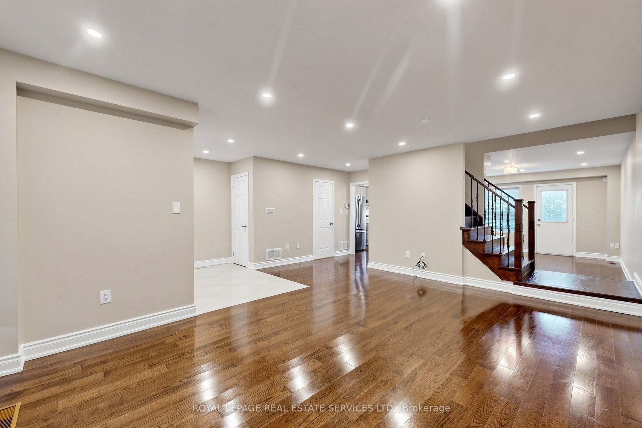 5837 Rainberry Drive, Mississauga, ON L5M 6S2 photo 4