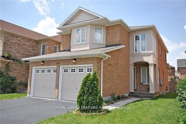 426 Orange Walk Crescent, Mississauga, ON L5R 0A8