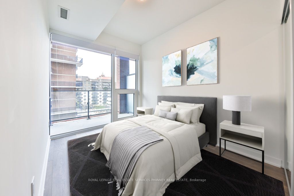 28 Ann Street 412, Mississauga, ON L5G 3G1 photo 2