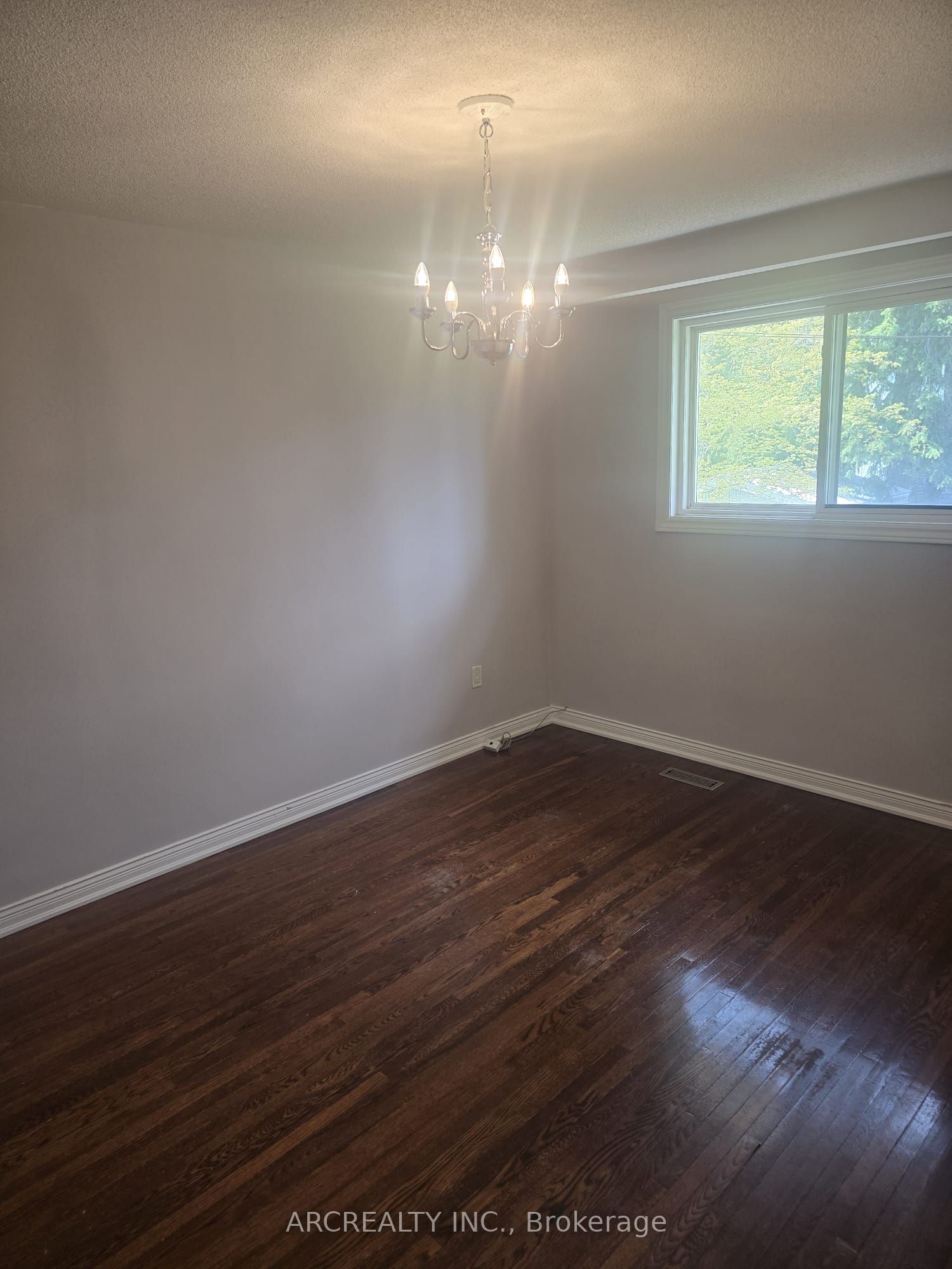 1178 Kipling Avenue Basement, Toronto, ON M9B 3M6 photo 5