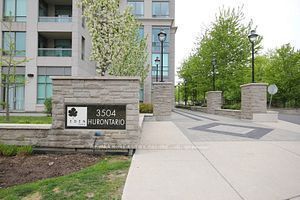 3504 Hurontario Street 609, Mississauga, ON L5B 0B9 photo 2