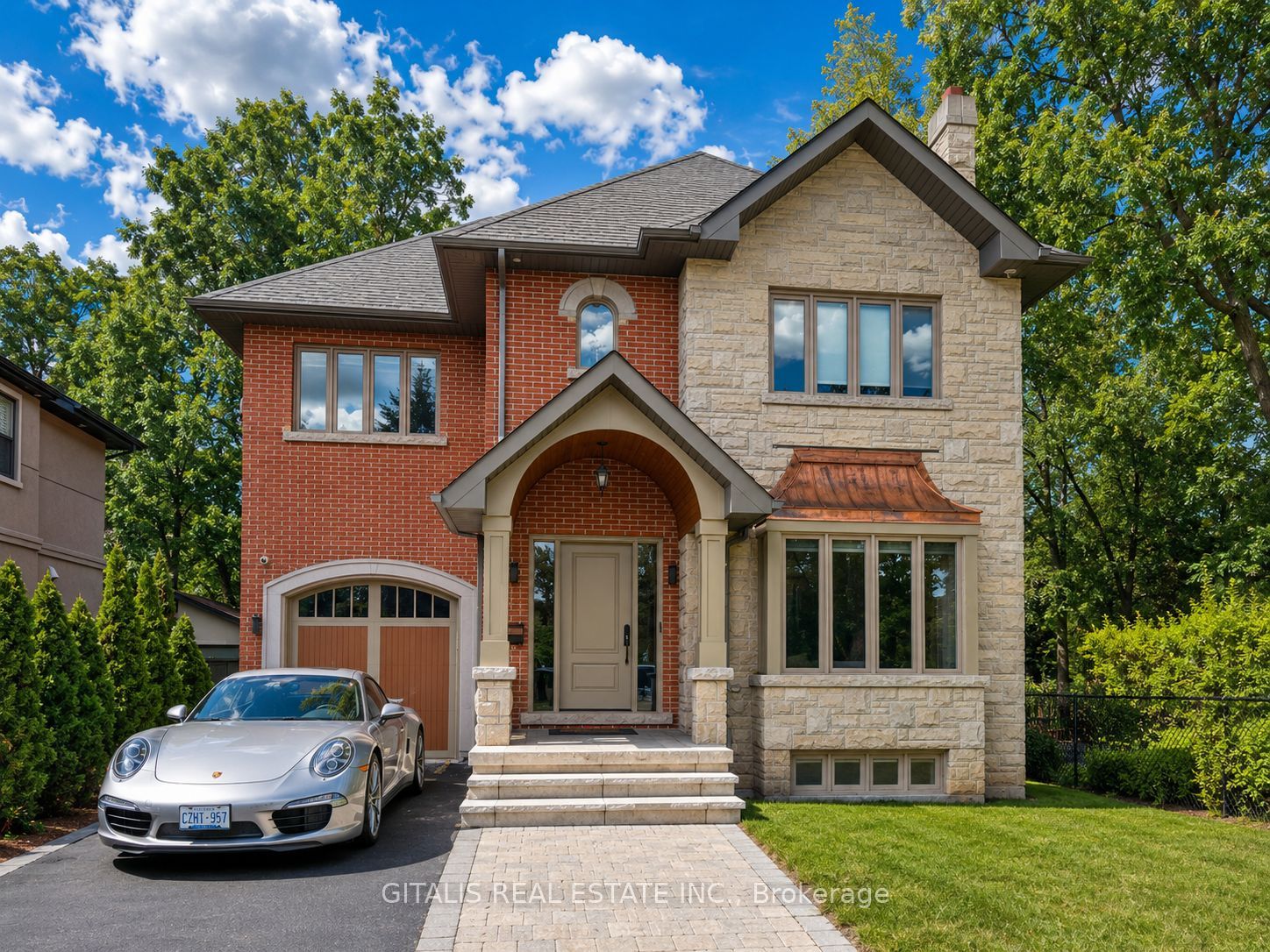 3 Donnybrook Lane, Toronto, ON M9A 2V2