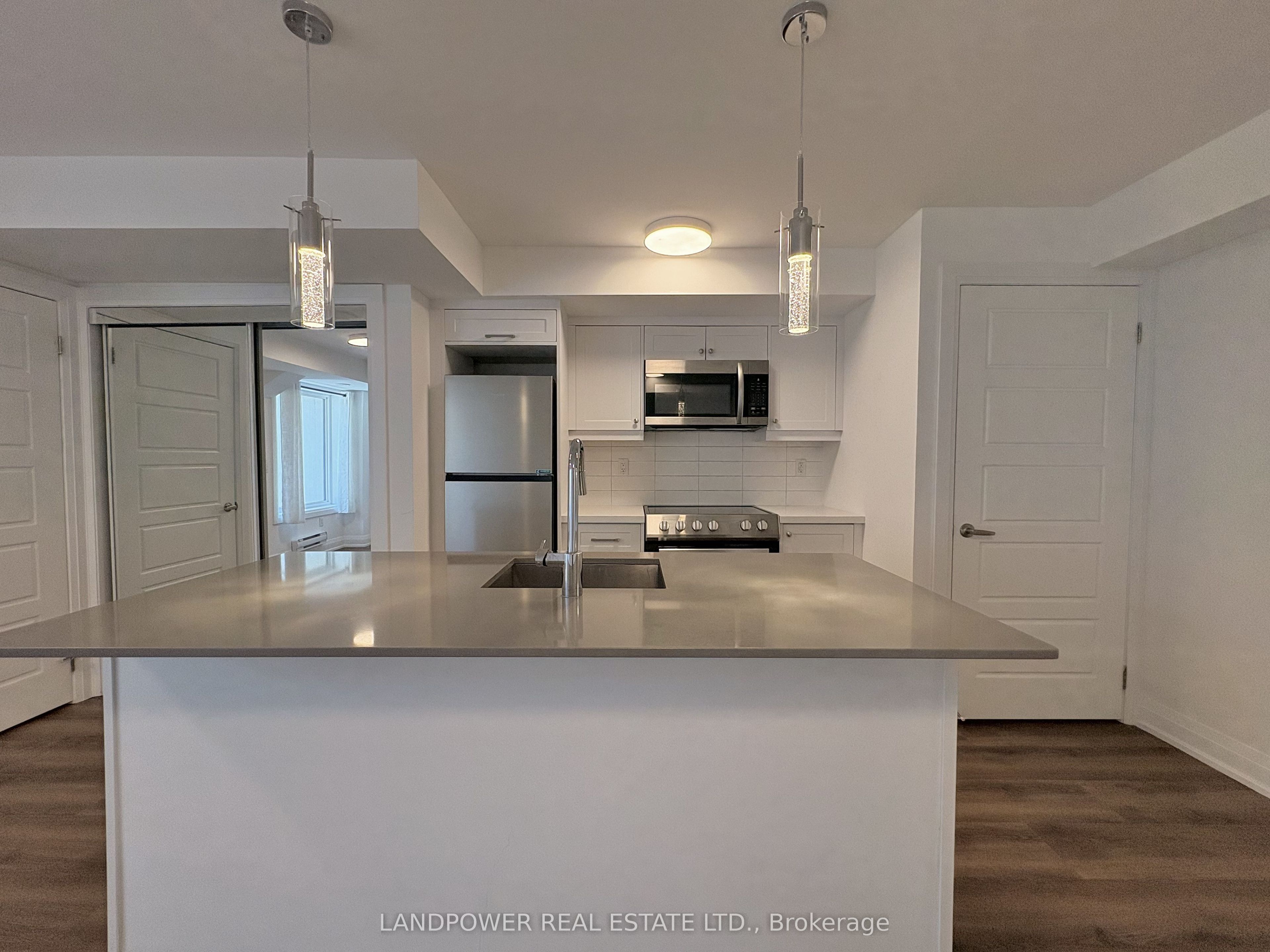 175 William Duncan Road 5, Toronto, ON M3K 0B8 photo 4