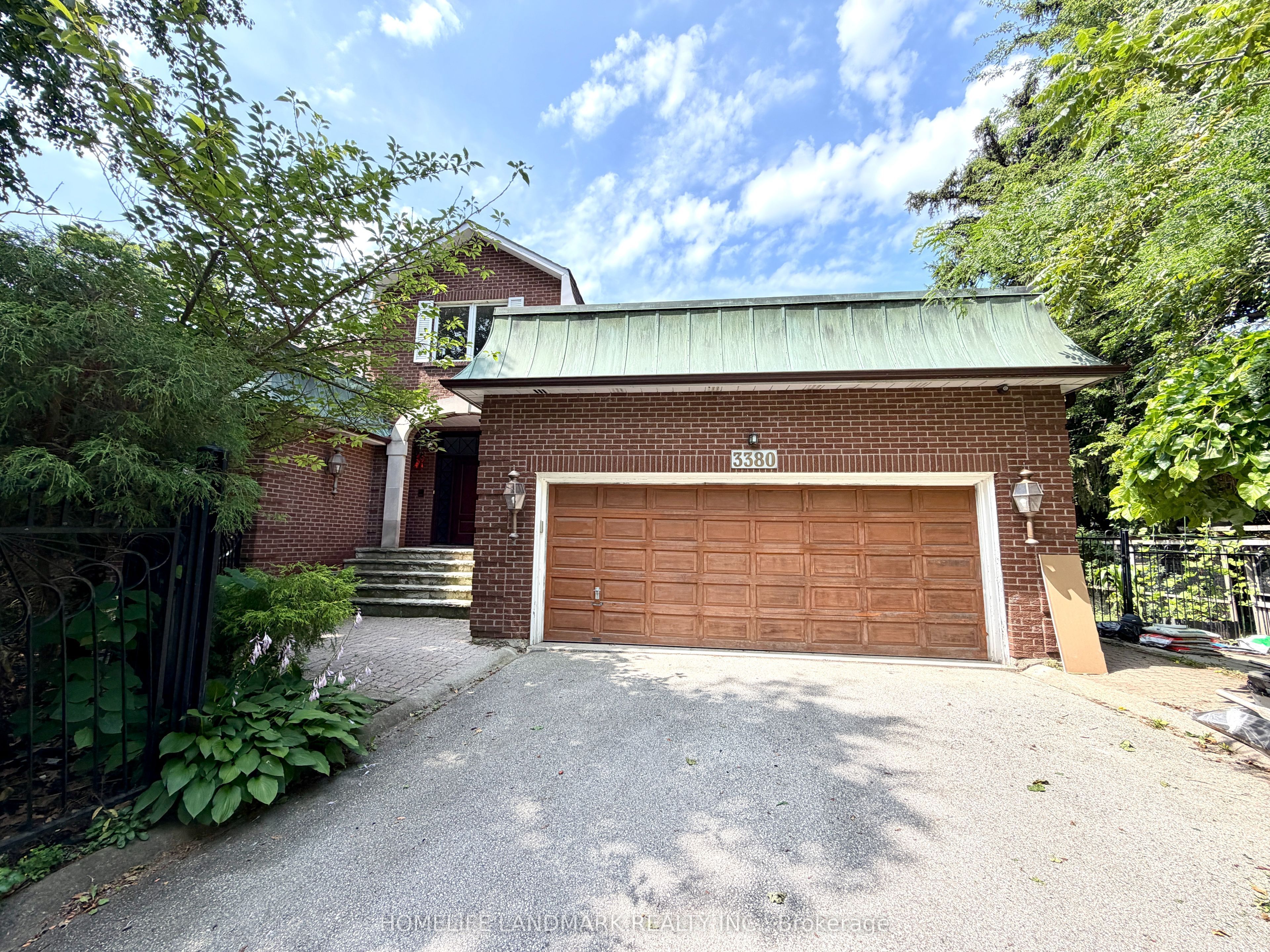 3380 Tudor Gate, Mississauga, ON L5L 3C7 photo 2