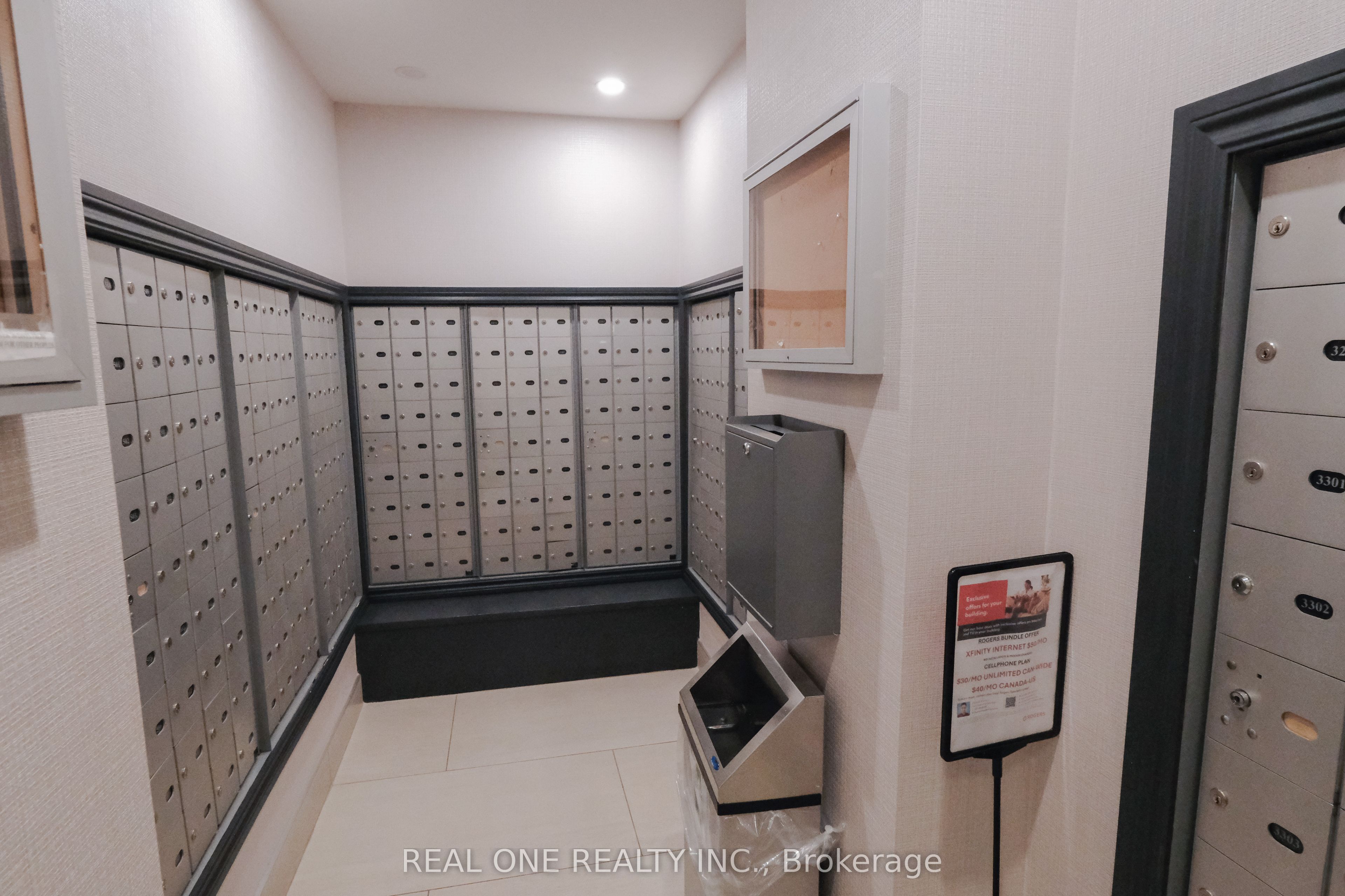 3525 Kariya Drive 1608, Mississauga, ON L5B 0C2 photo 5