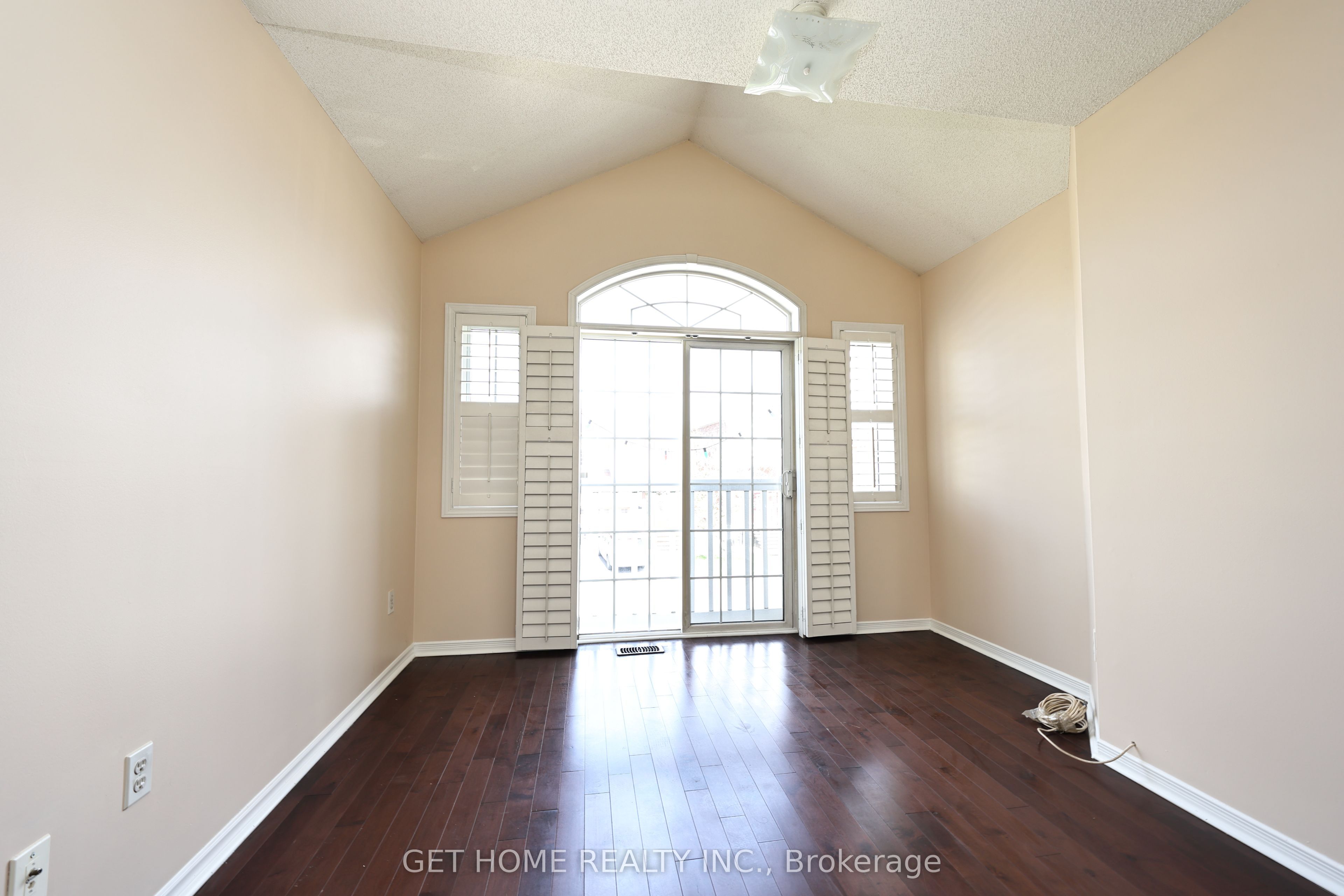 62 Charcoal Way, Brampton, ON L6Y 5R9 photo 3
