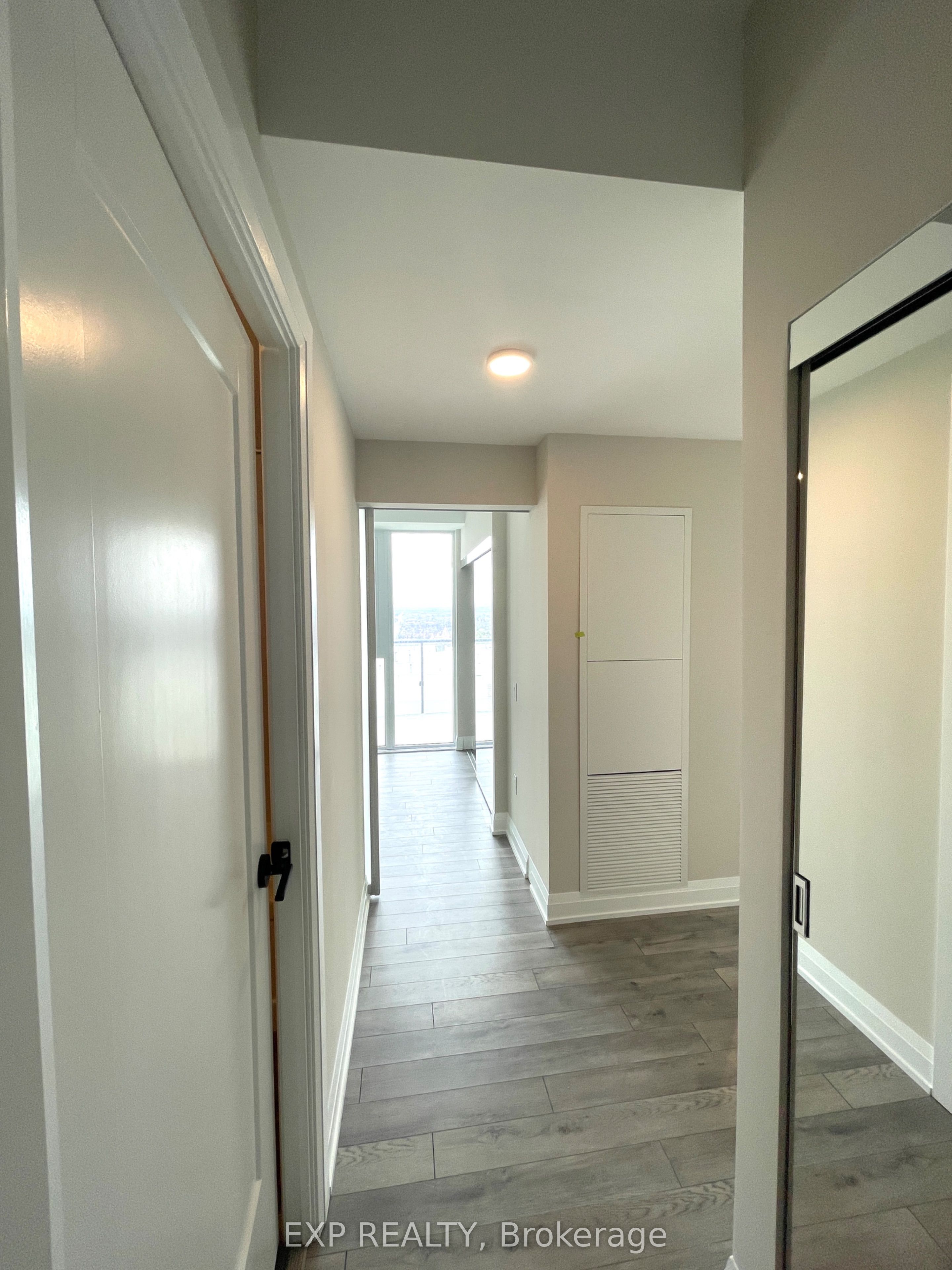 15 Skyridge Drive 3009, Brampton, ON L6P 4S3 photo 2