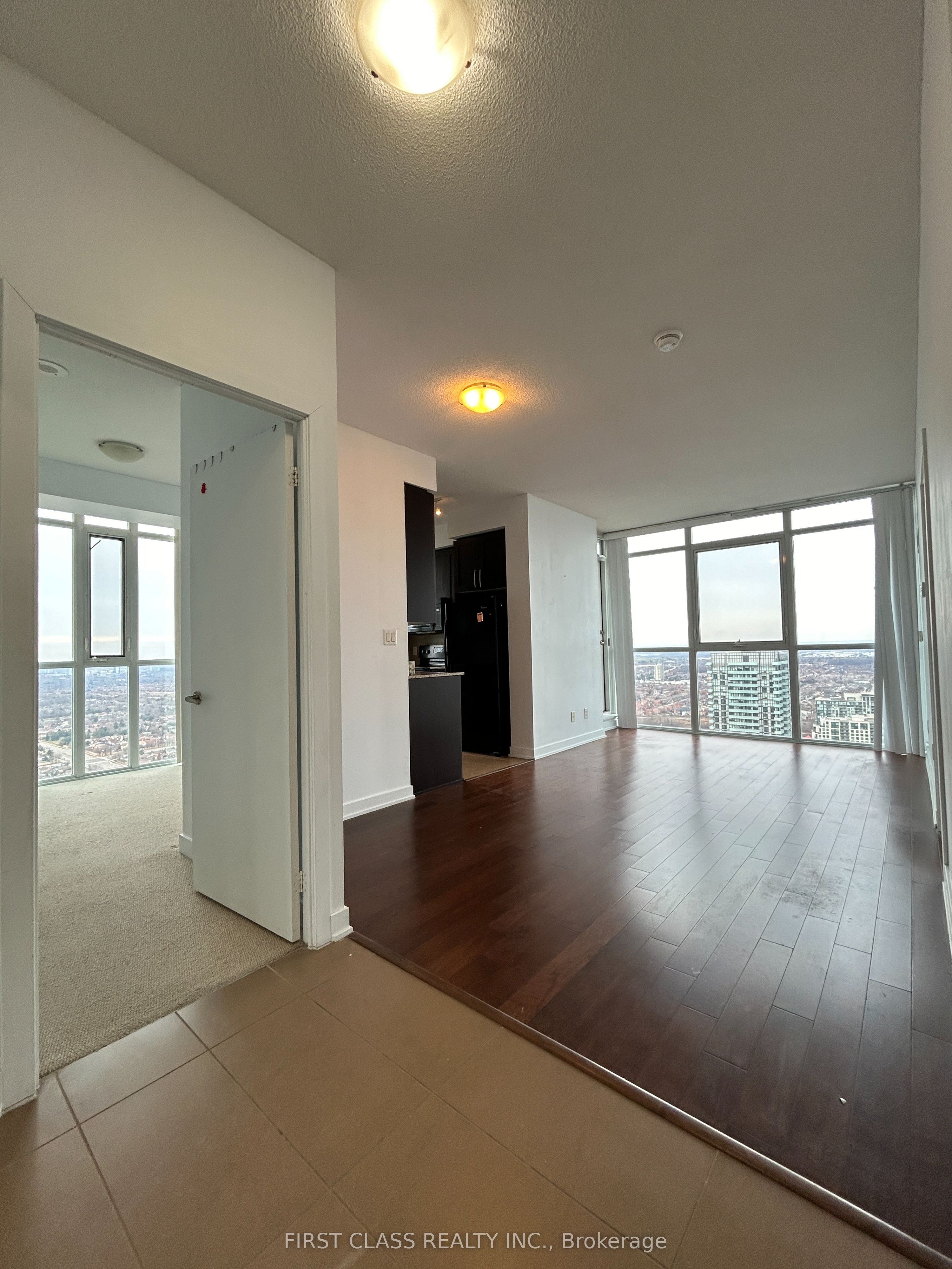 4070 Confederation Parkway 4407, Mississauga, ON L5B 0G9 photo 4