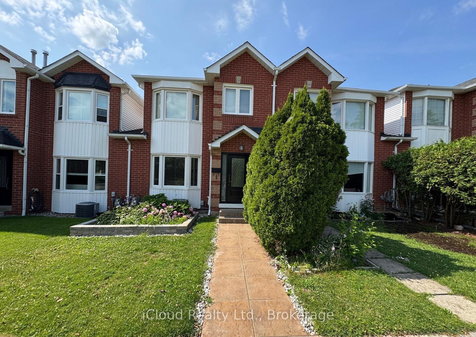 110 Glenashton Drive, Oakville, ON L6H 6G3