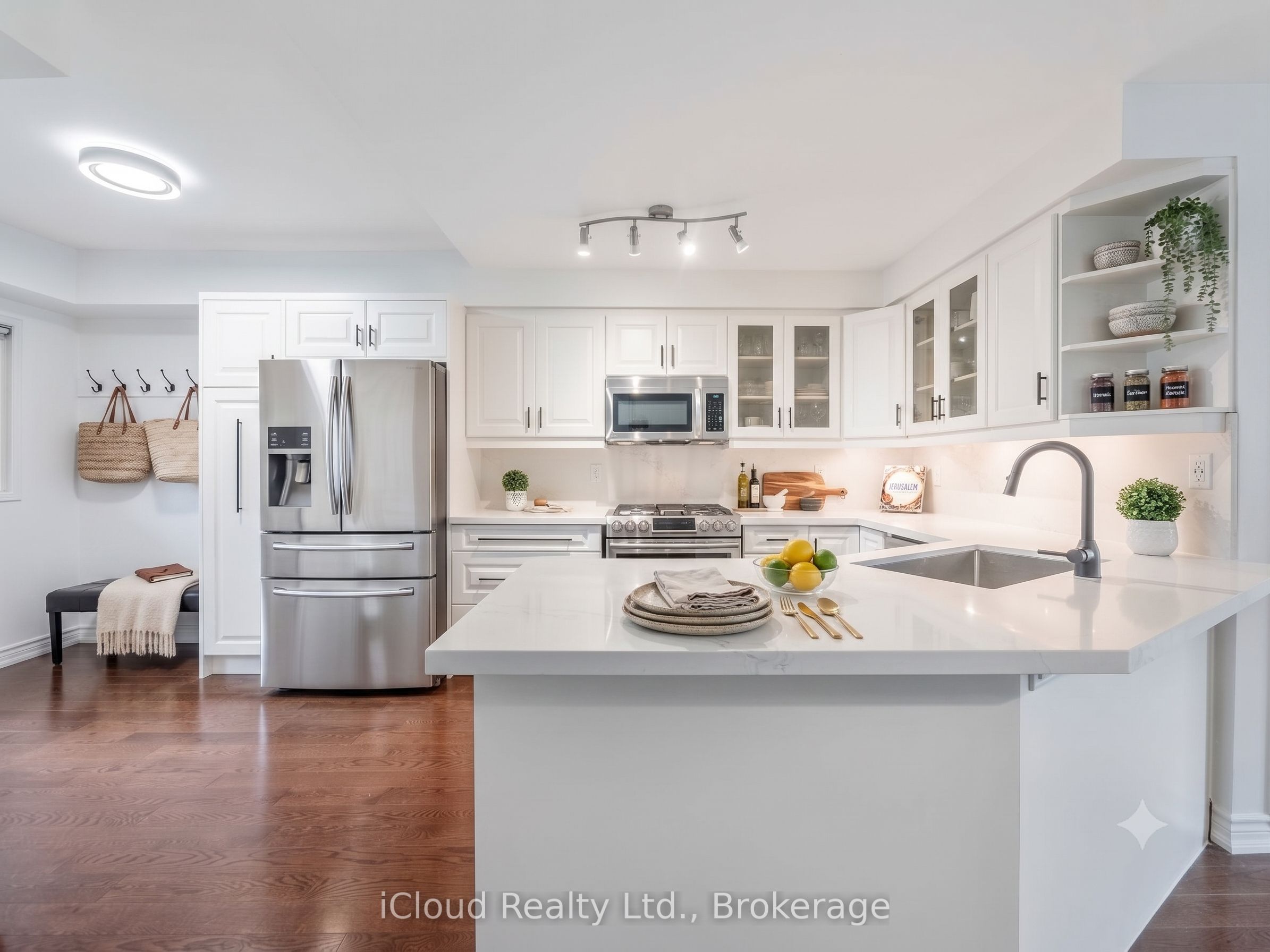 110 Glenashton Drive, Oakville, ON L6H 6G3 photo 5