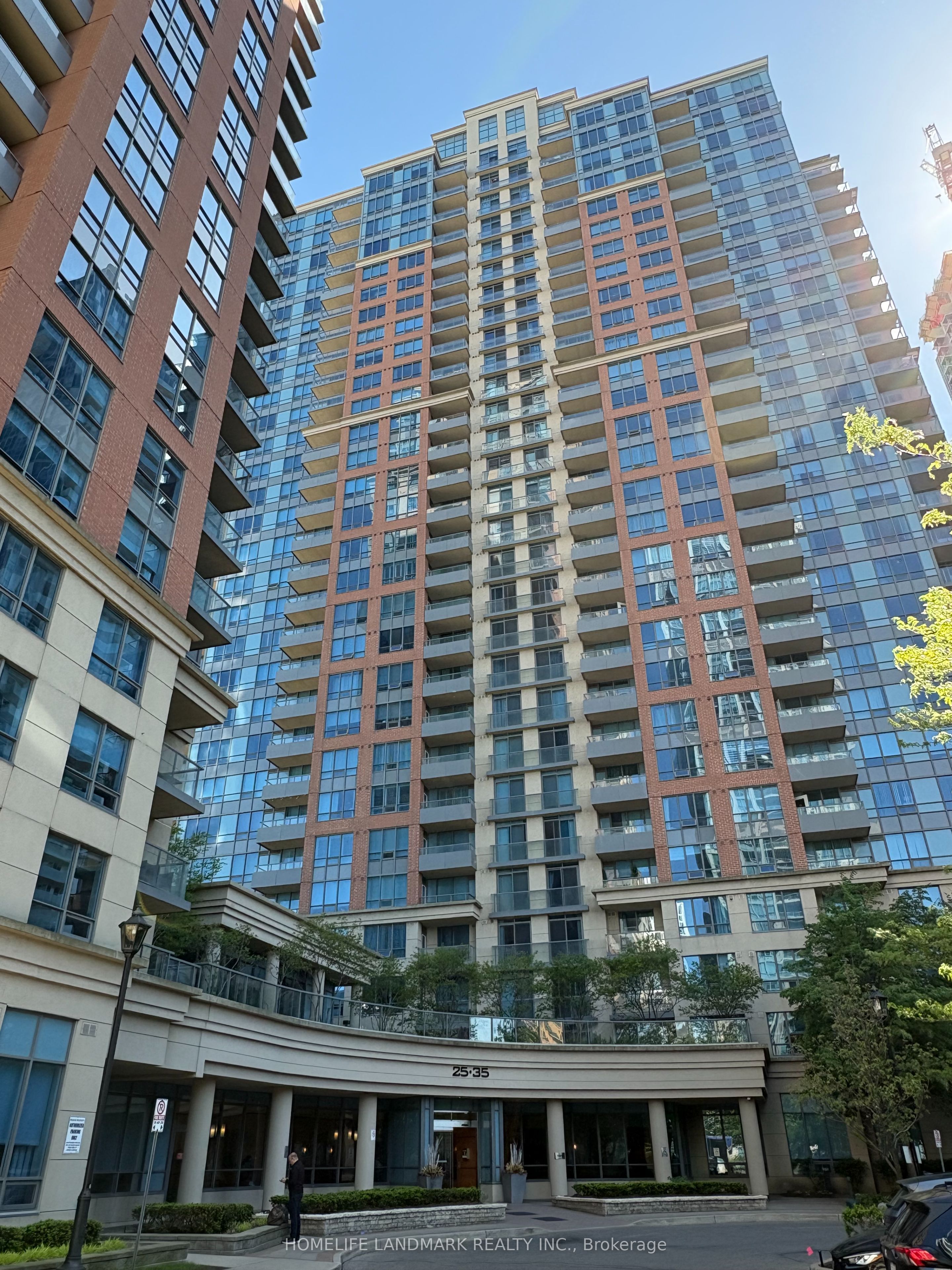 35 Viking Lane 2238, Toronto, ON M9B 0A2