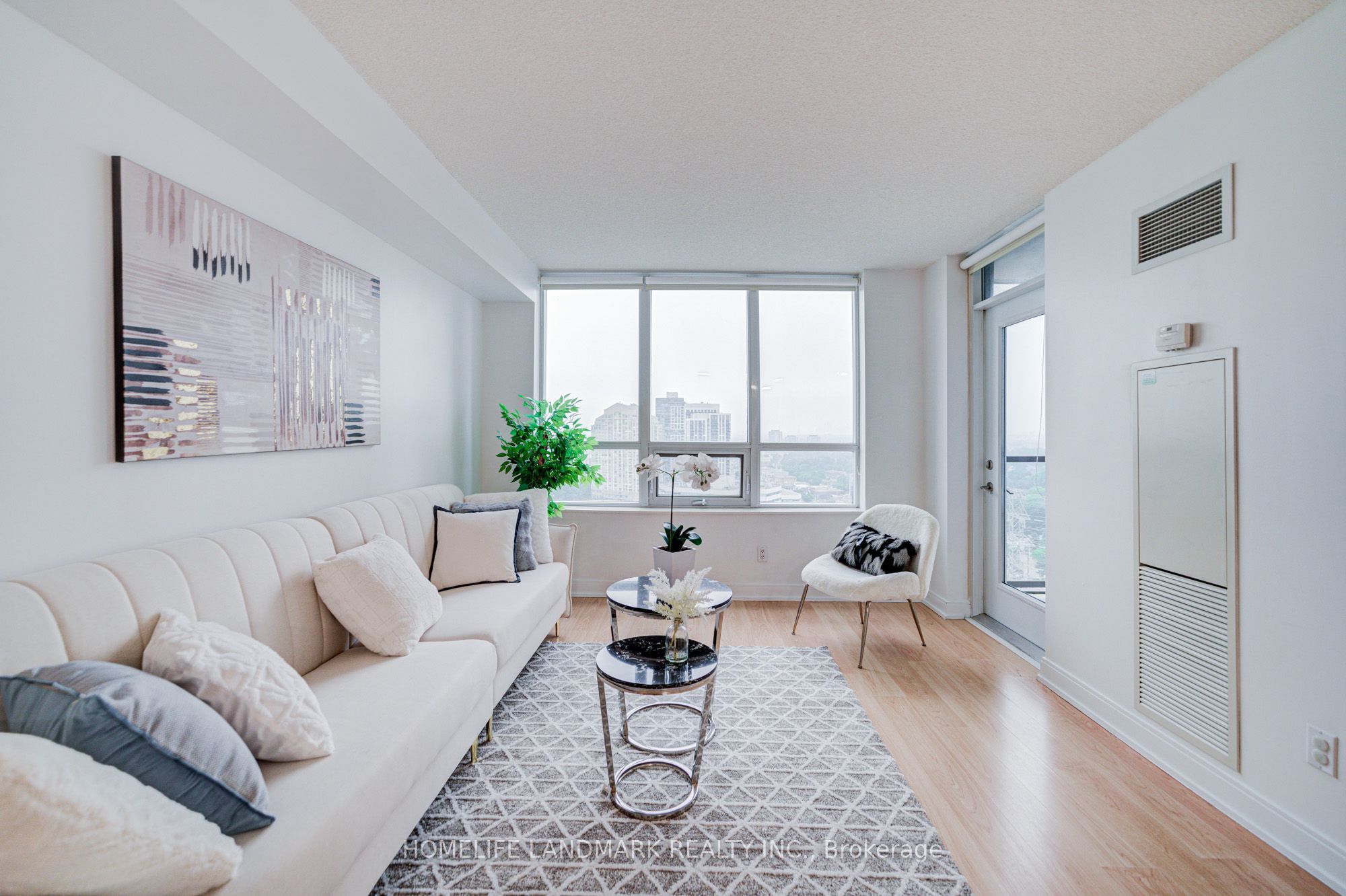 35 Viking Lane 2238, Toronto, ON M9B 0A2 photo 4