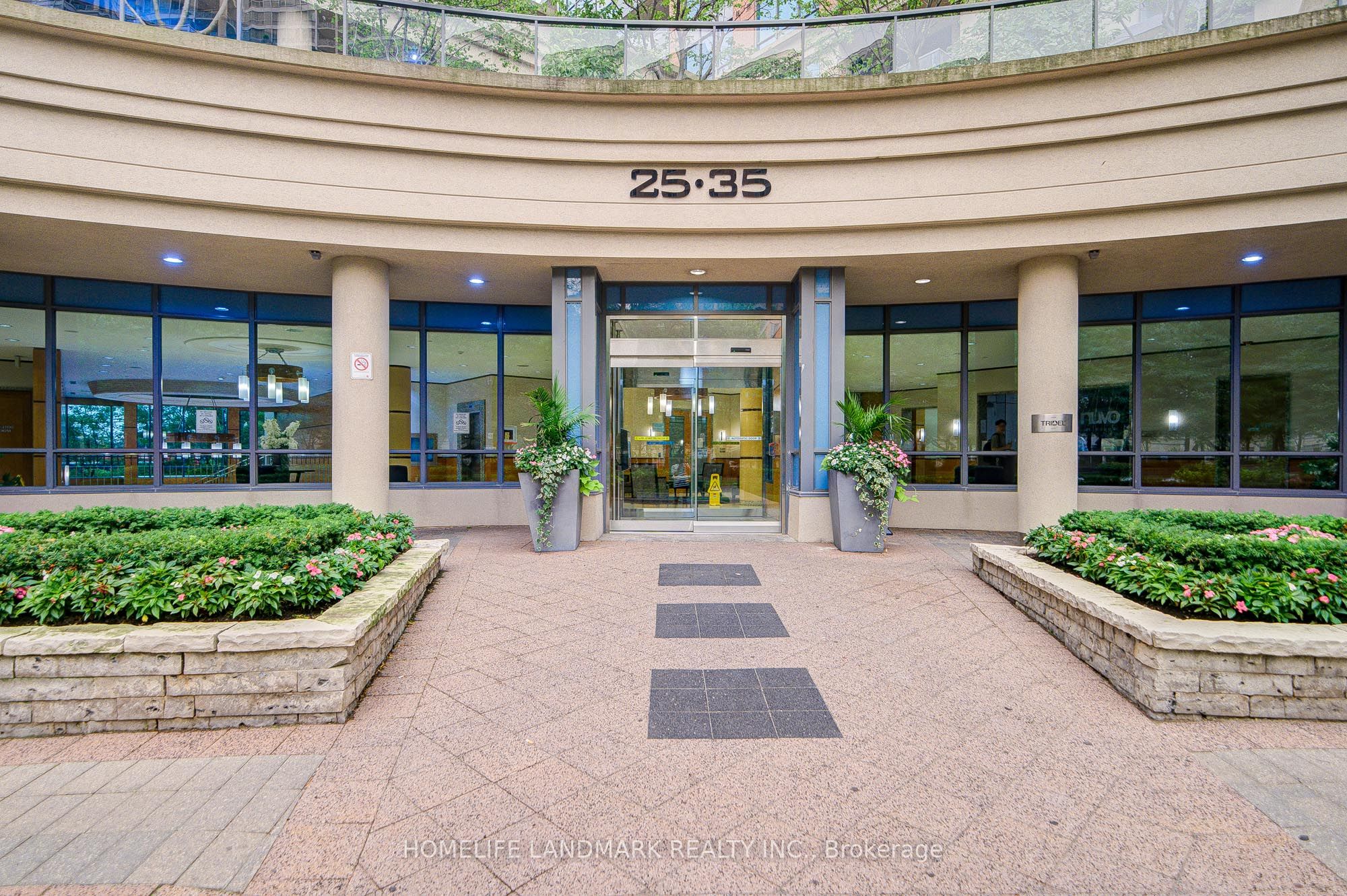35 Viking Lane 2238, Toronto, ON M9B 0A2 photo 5