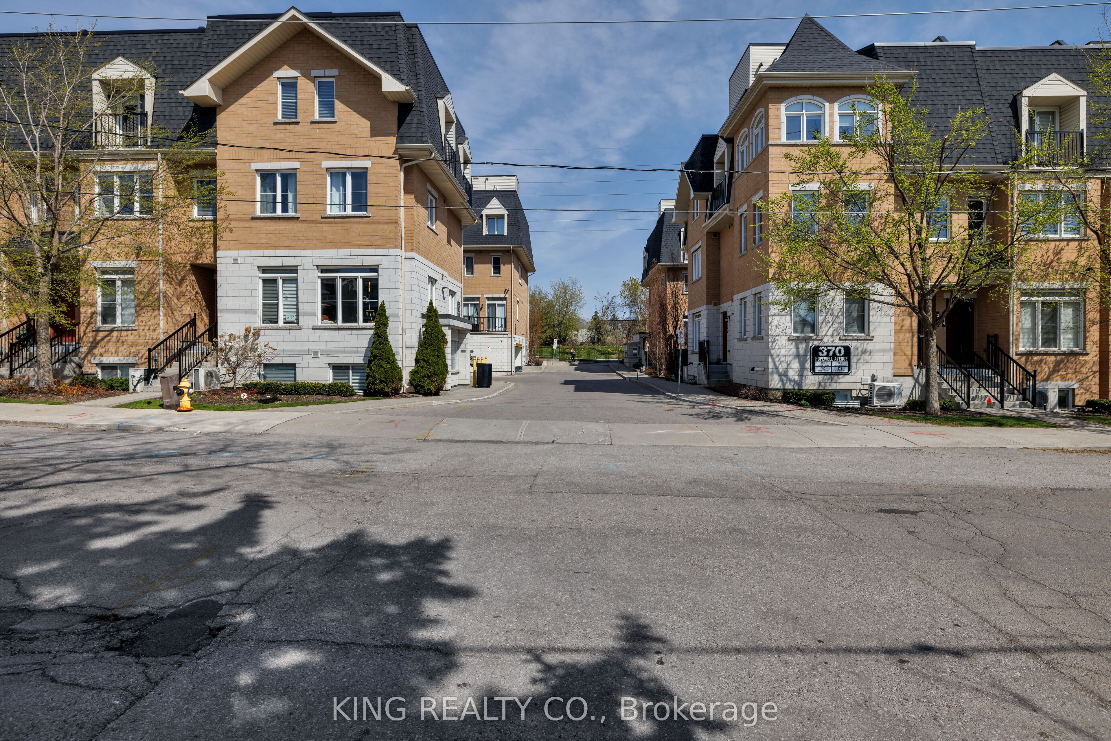 390 hopewell Avenue 138, Toronto, ON M6E 2S2 photo 2