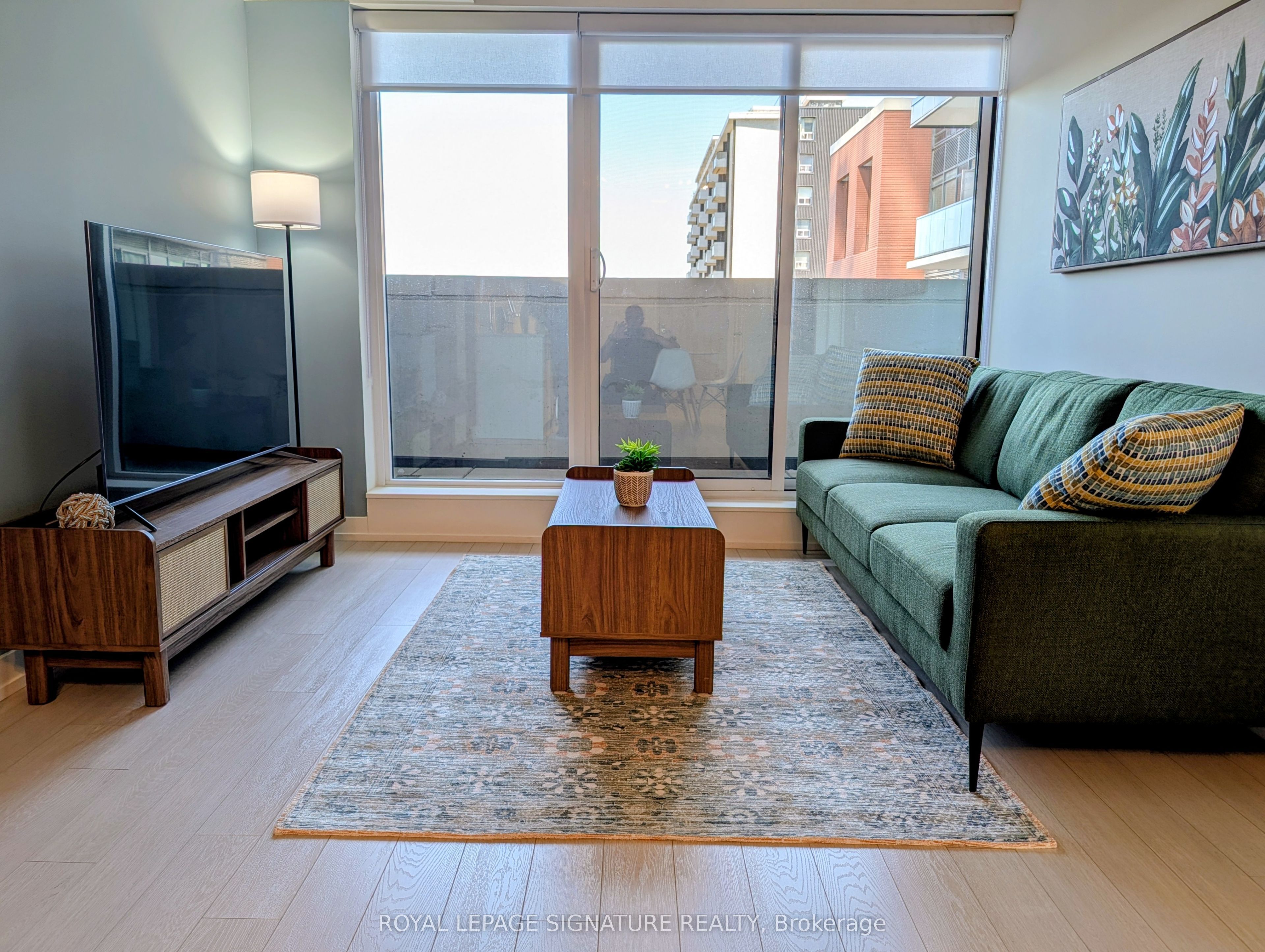 4010 Eglinton Avenue W 509, Toronto, ON M9A 0G5 photo 5
