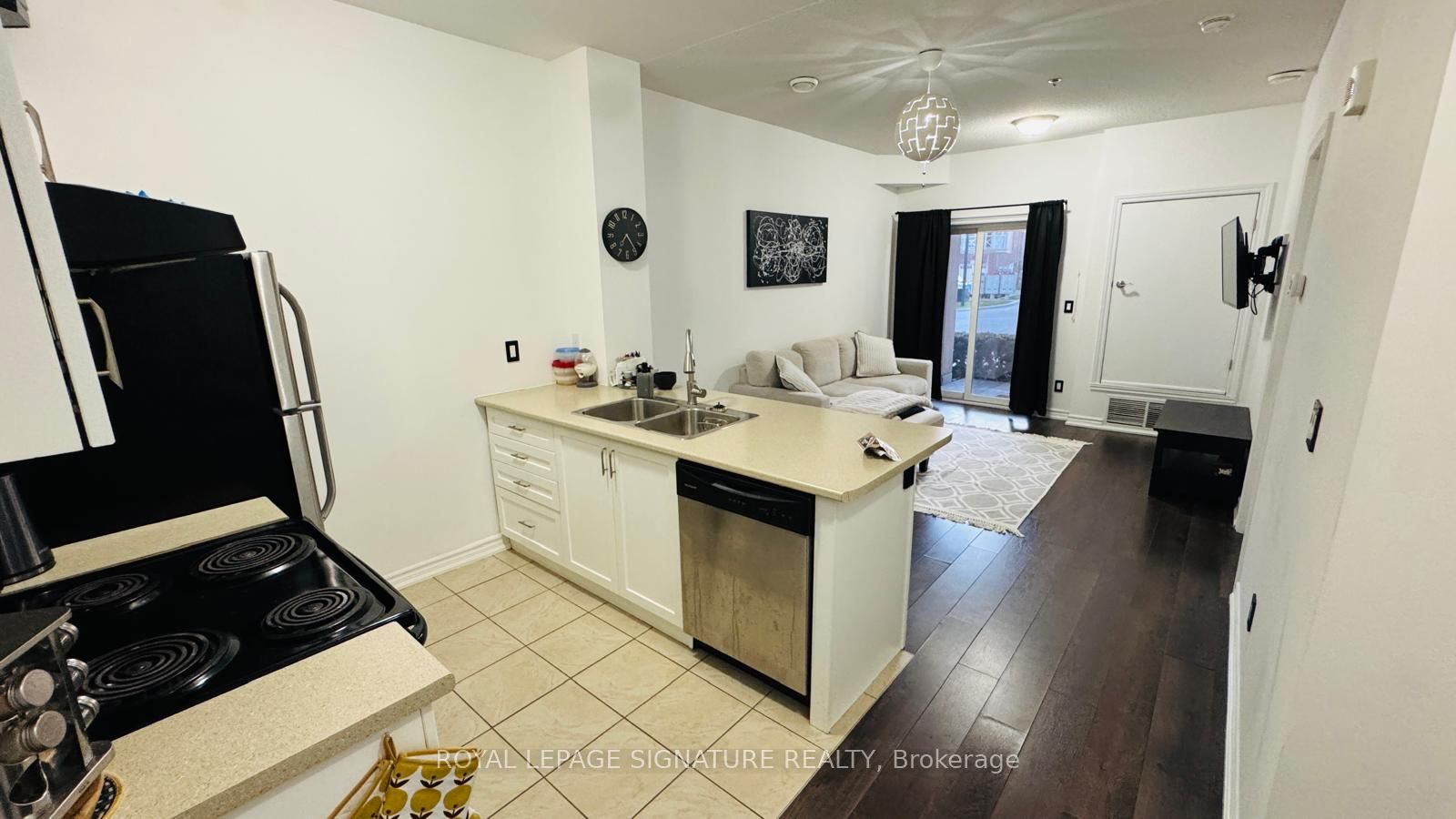 1370 Costigan Road 107, Milton, ON L9T 8X7 photo 3