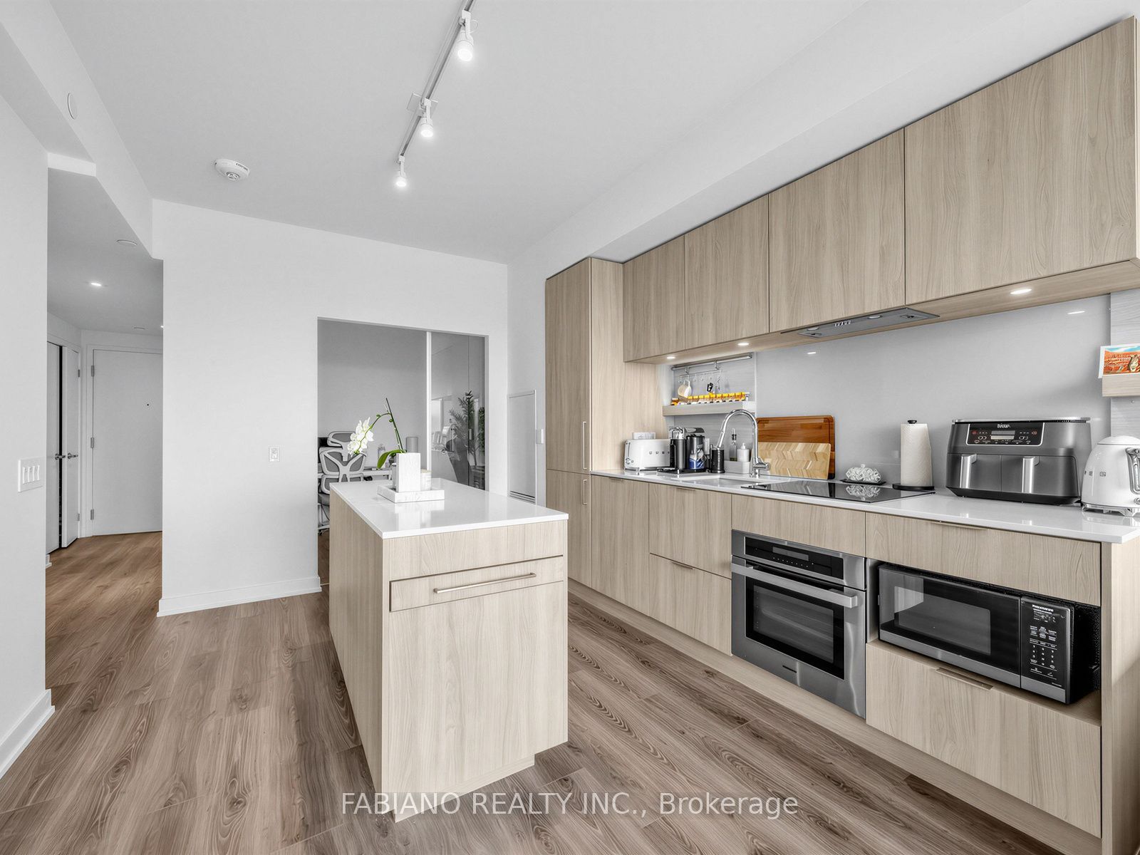 28 Ann Street 1313, Mississauga, ON L5G 0E1 photo 4