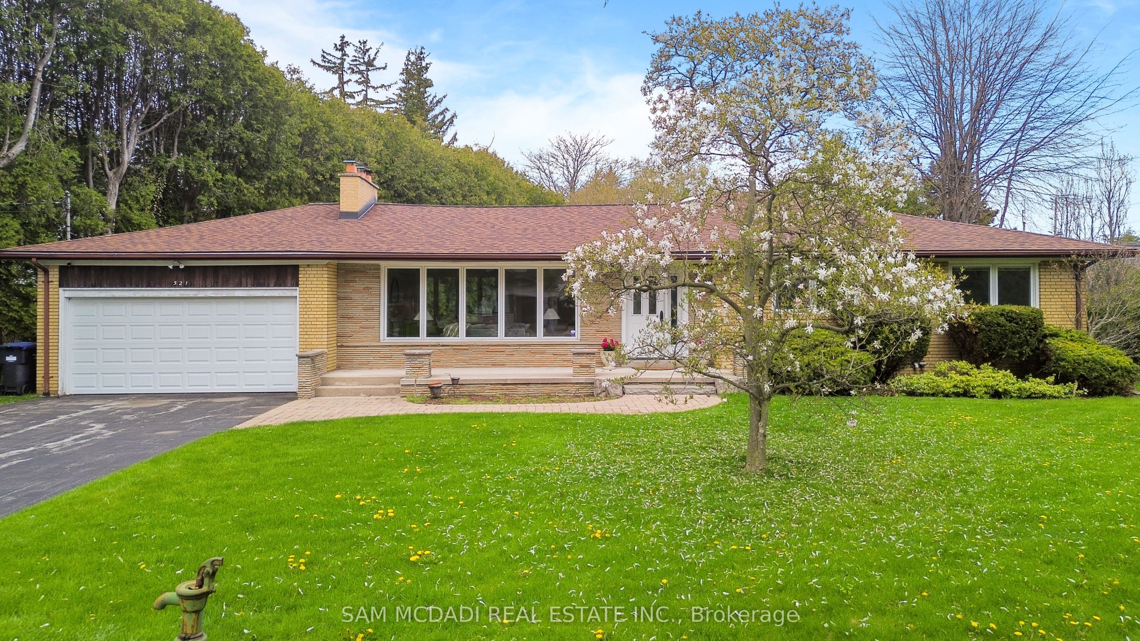 521 Vanessa Crescent, Mississauga, ON L5H 2N4 photo 2