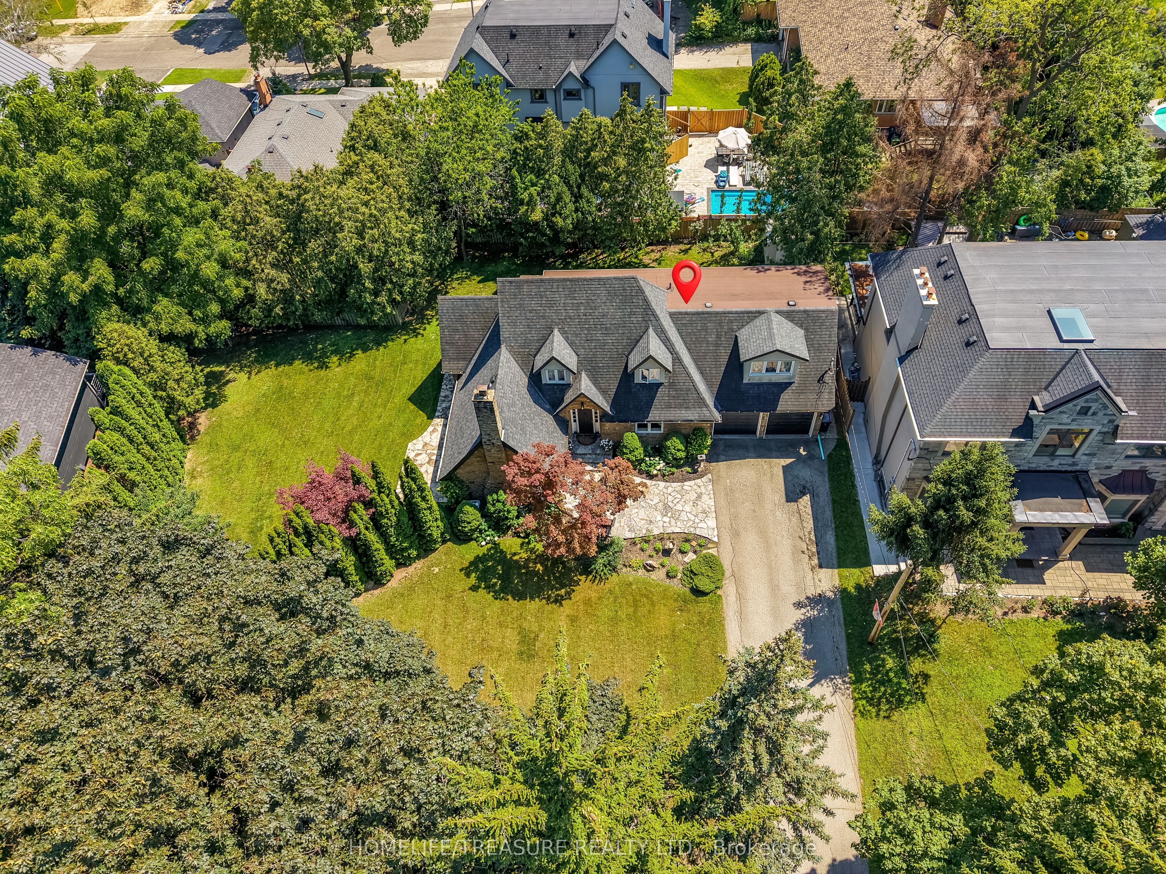 39A Yorkleigh Avenue, Toronto, ON M9P 1Y3 photo 4